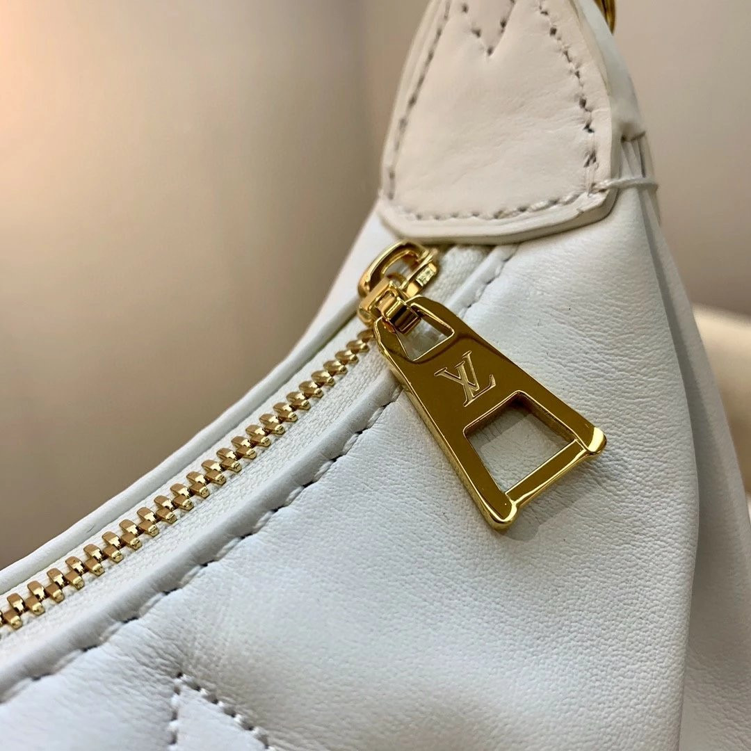 LV OVER THE MOON M59959