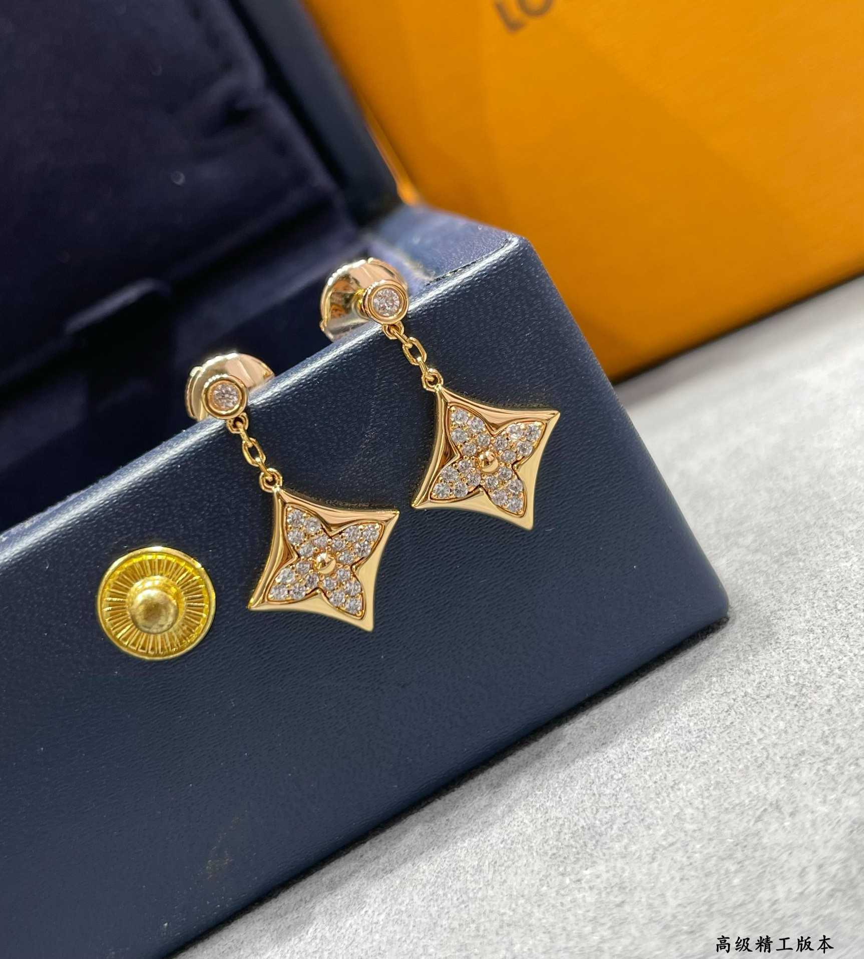 l0*is v*t0n square Di*m*nd earrings