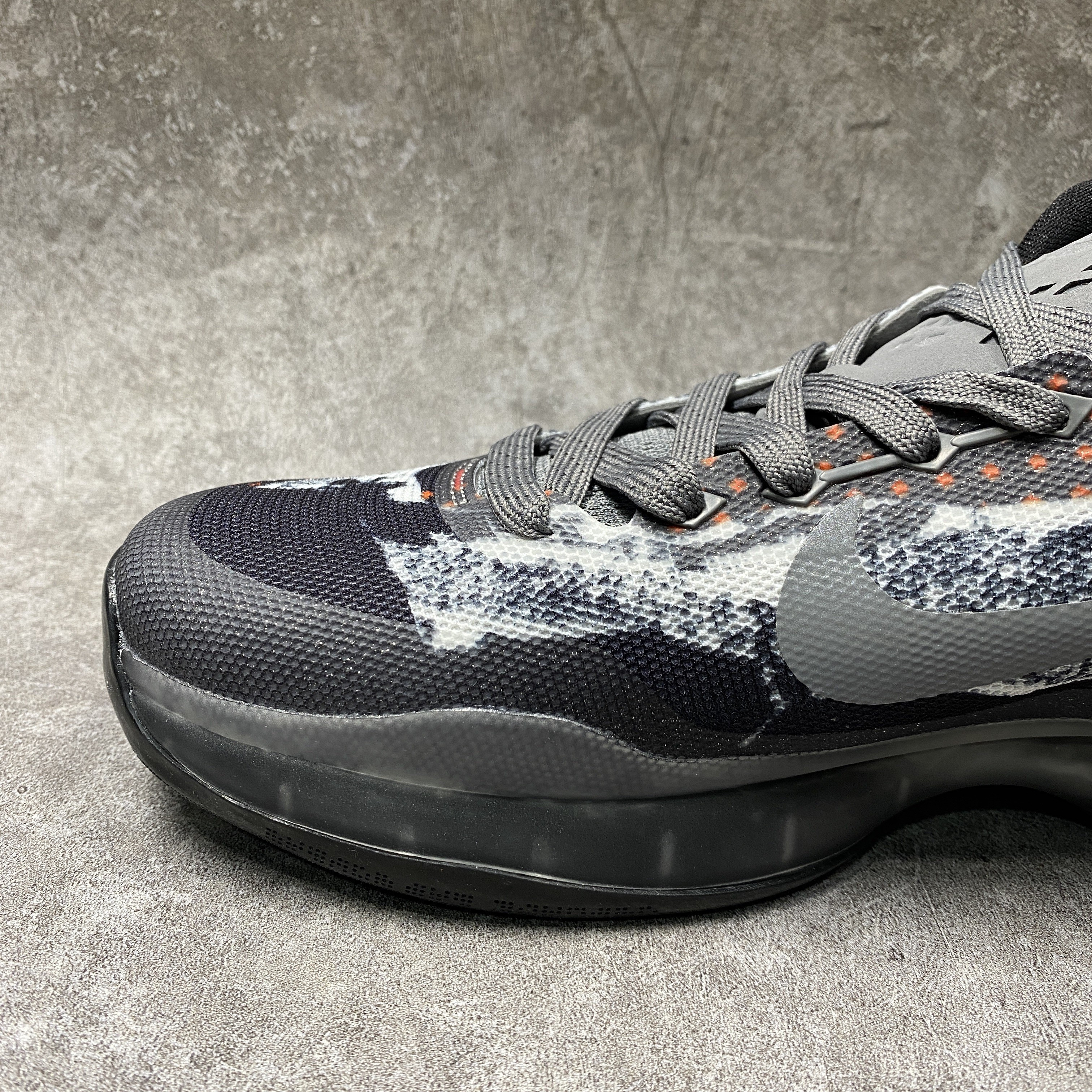 Nike Kobe 10 Pain