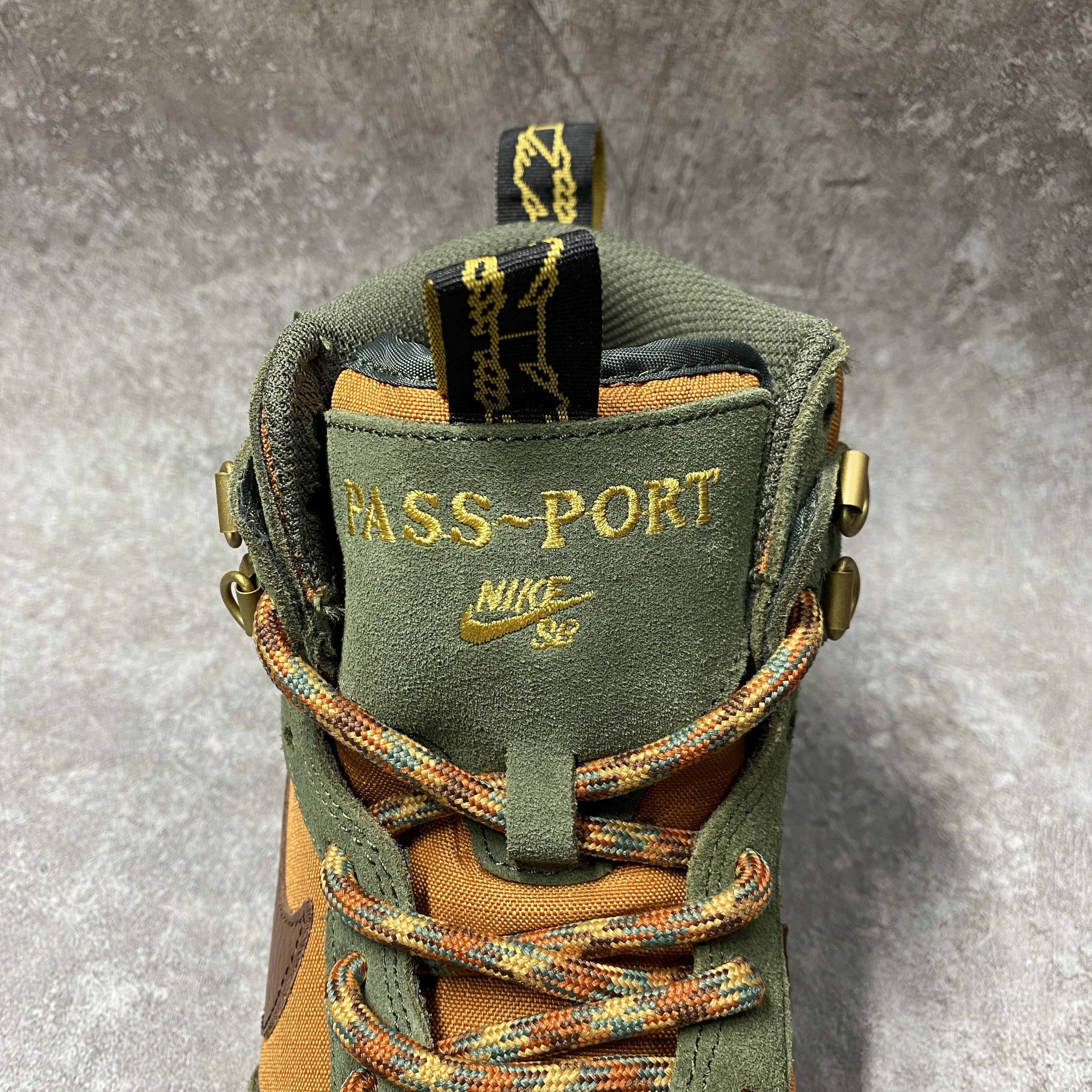 Pass-Port X Nike SB Dunk High Emerald Green Orange