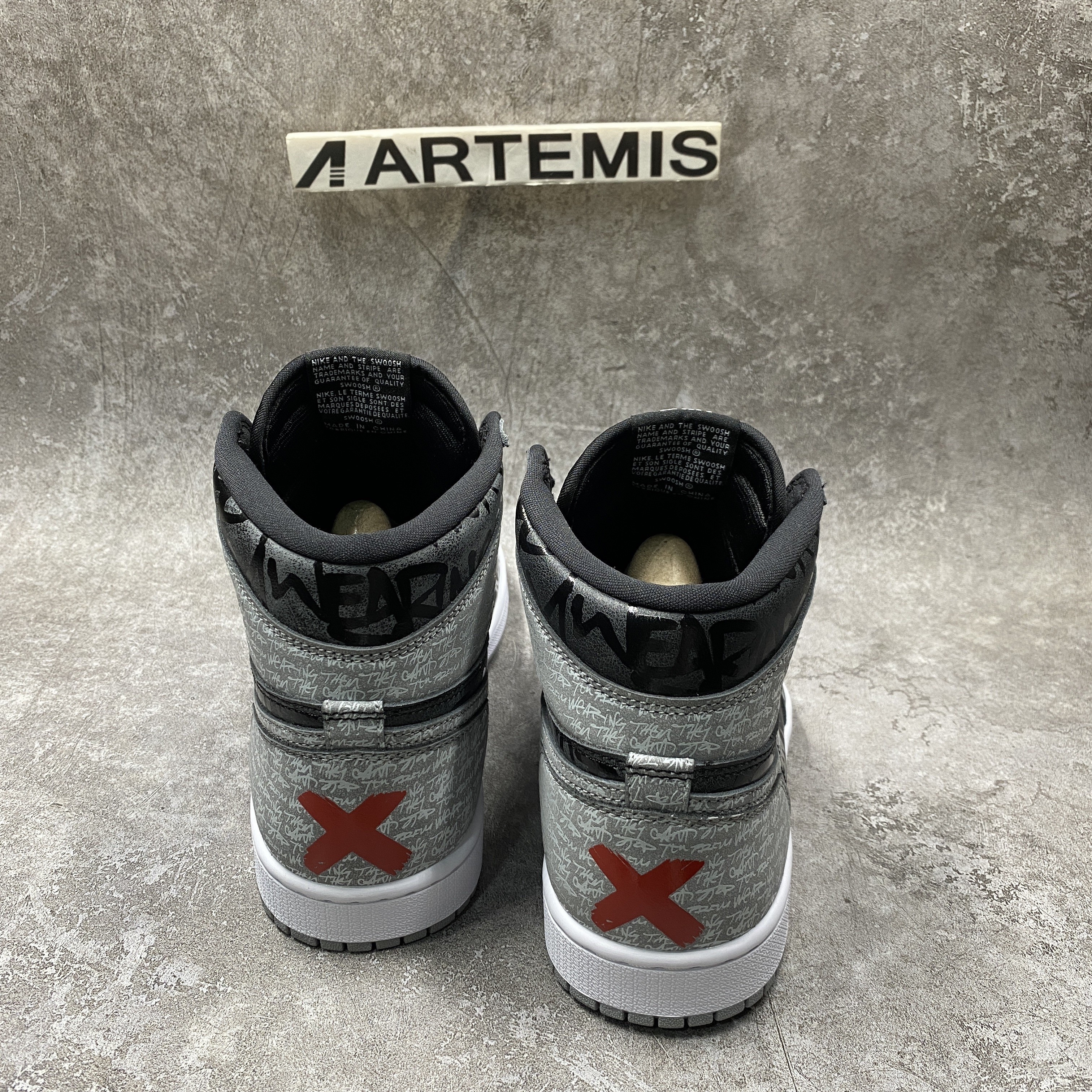 Air Jordan 1 Retro High OG Rebellionaire