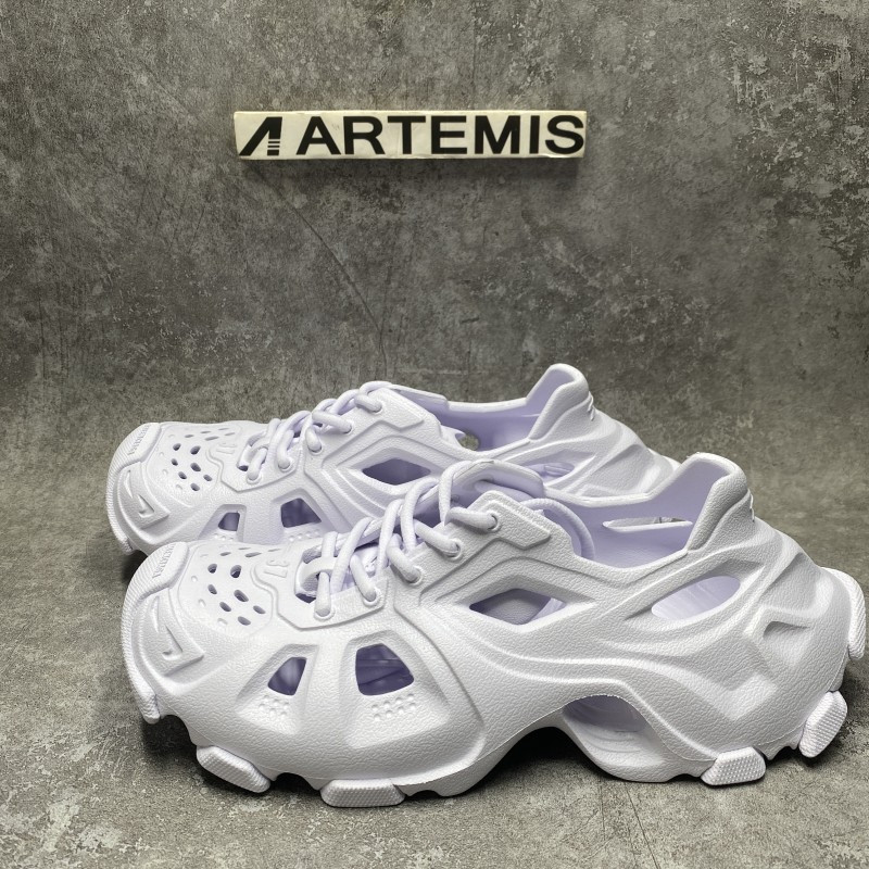 Balenciga HD Lace-Up Sneaker in light purple