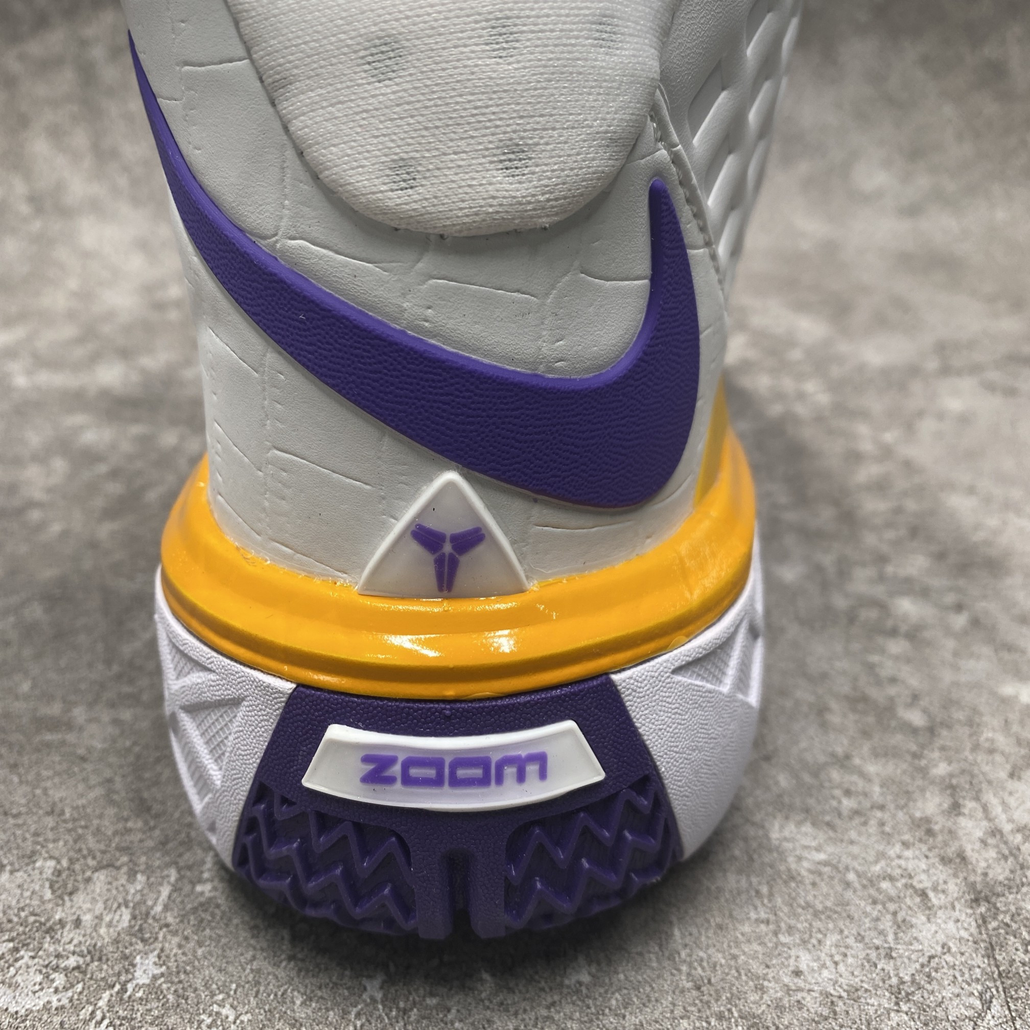 Nike Zoom Kobe 3 SL 