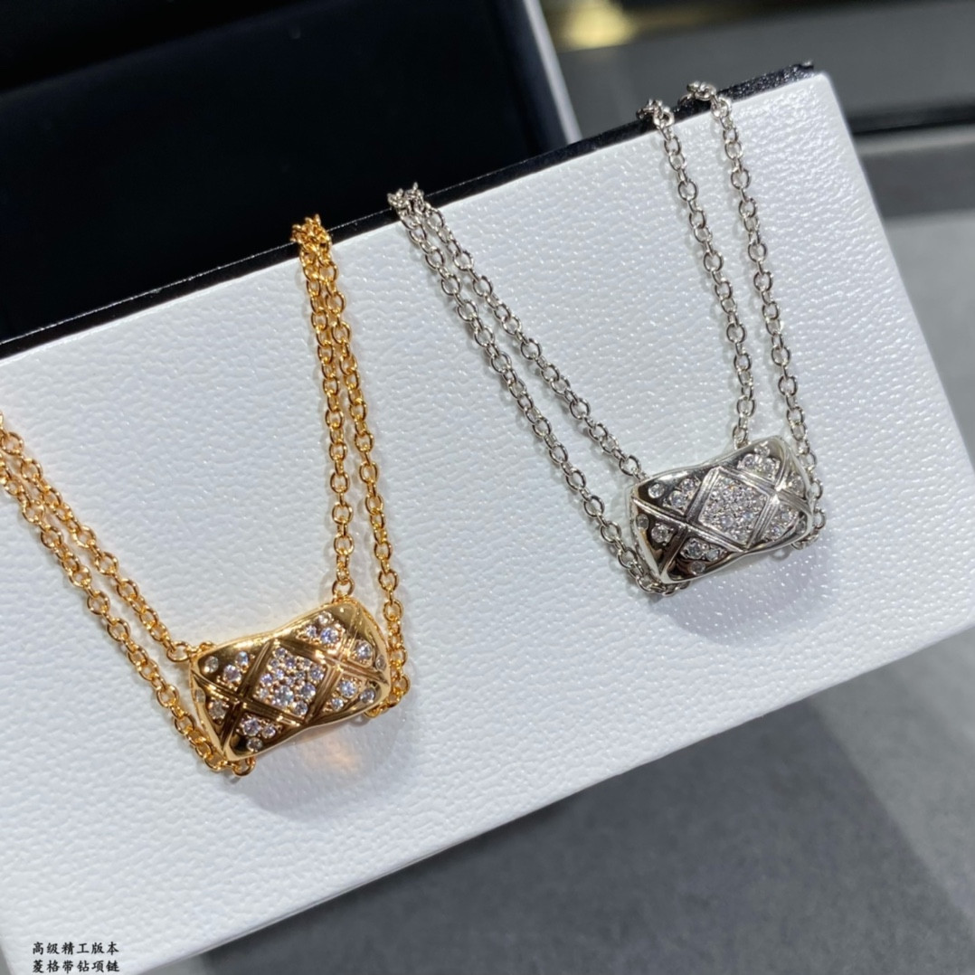 ch*el carved Di*m*nd with Di*m*nd necklace