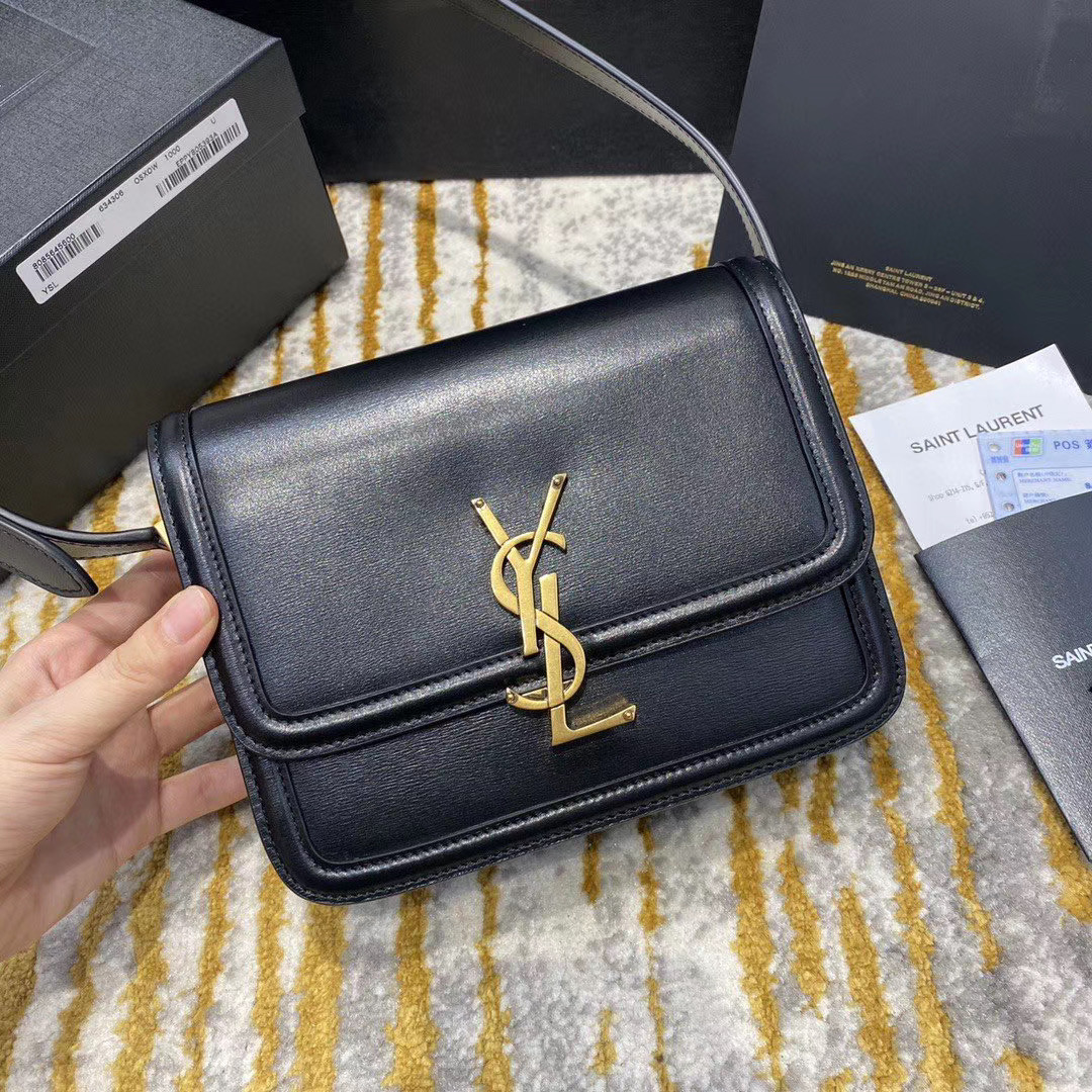 y*l Sa**t Lau*nt solferino box bag 19cm