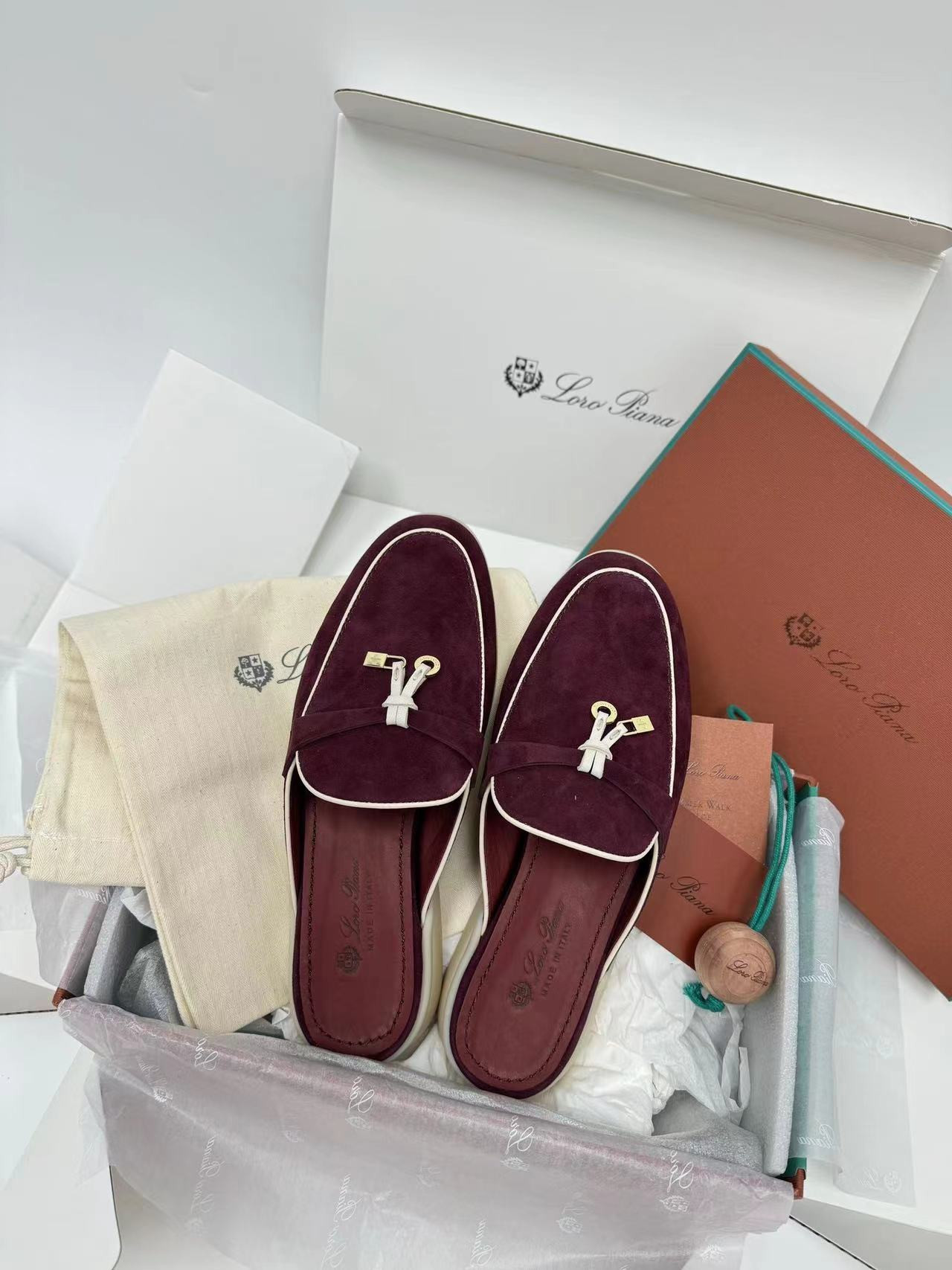 ua L**o p*ana  babouche charms walk moccasin slipper moccasin (customized, no return no exchange)