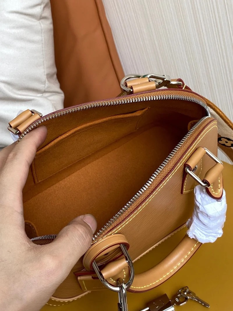 LV ALMA BB M57540