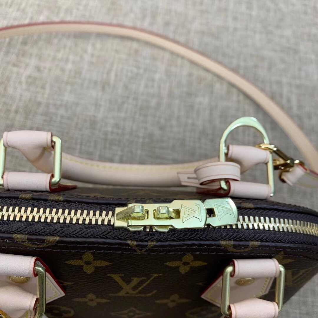 LV ALMA BB M53152