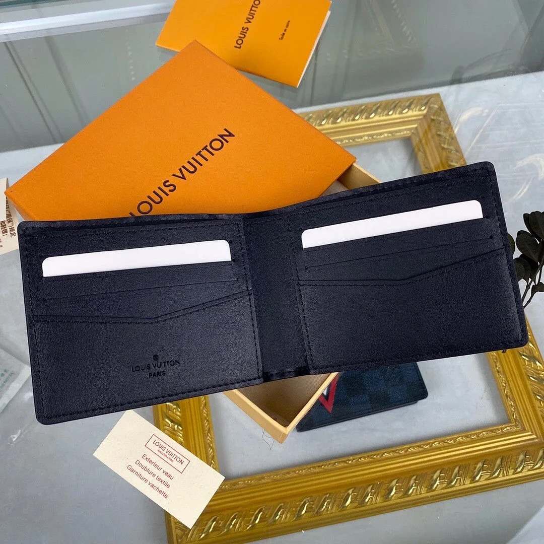 SLENDER WALLET M69075