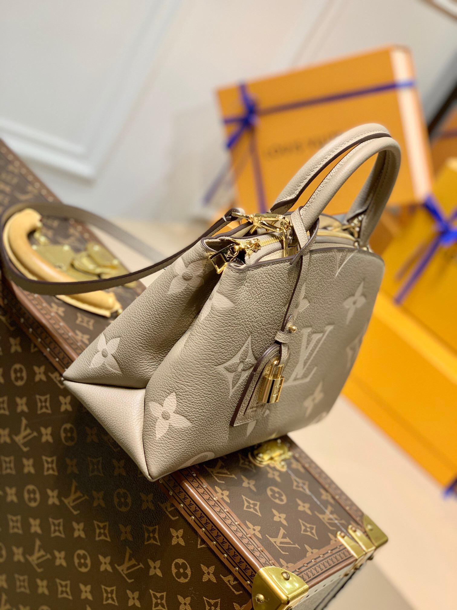 LV PETIT PALAIS M58914