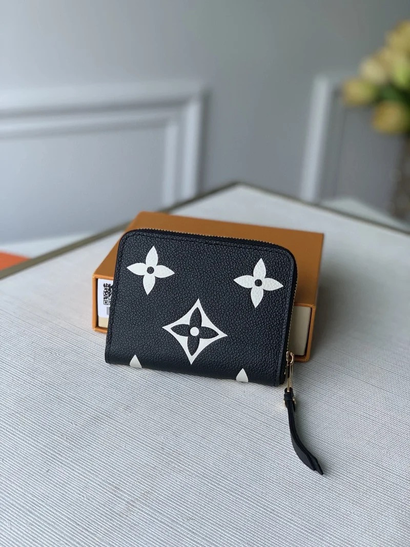 LV ZIPPY WALLET M69787
