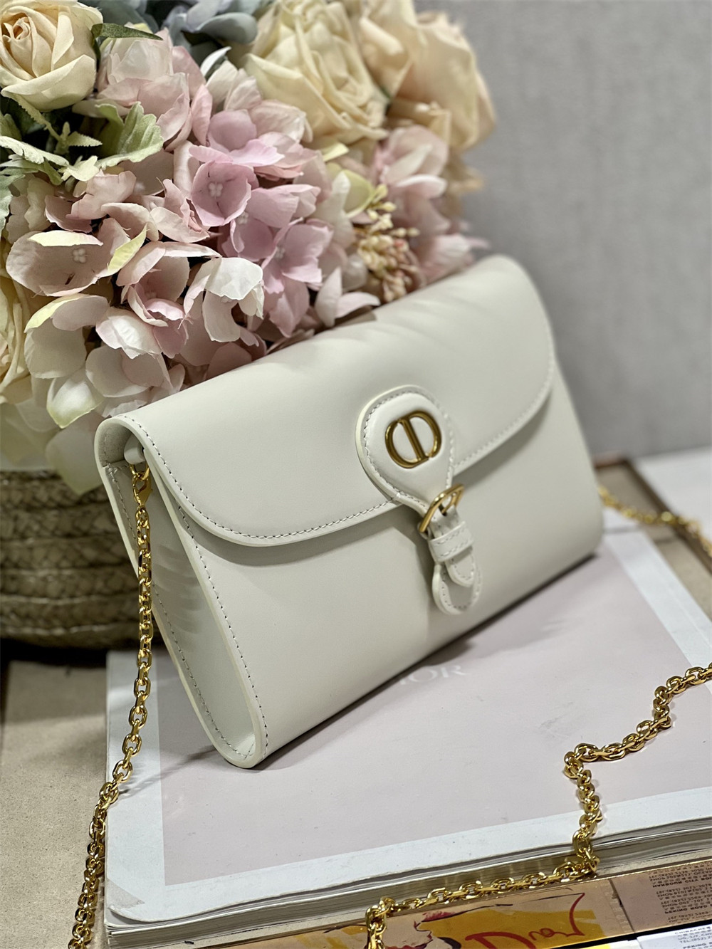 D*or bobby east-west pouch with chain latte smooth calfskin white