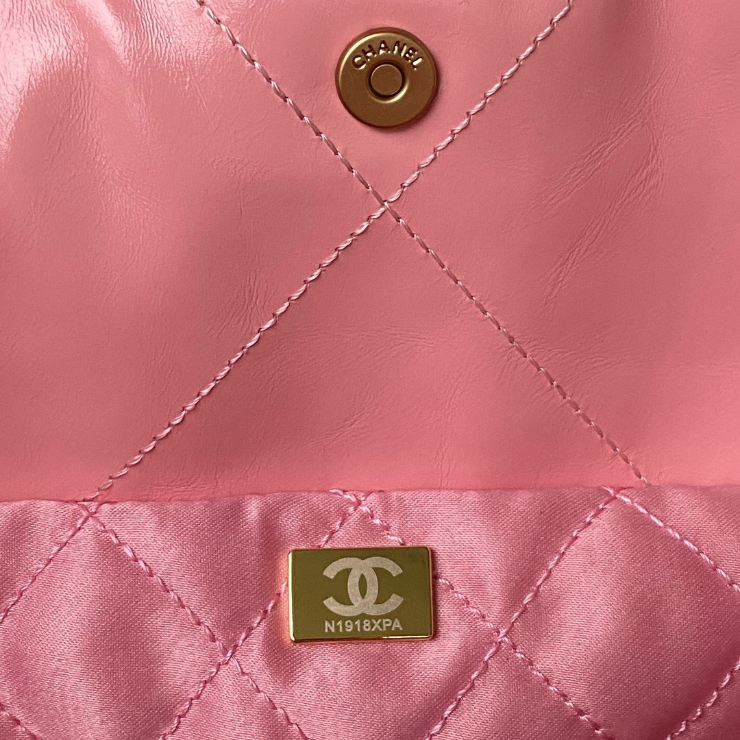 Ch*el 22 handbag shiny calfskin pink 30×45×8cm