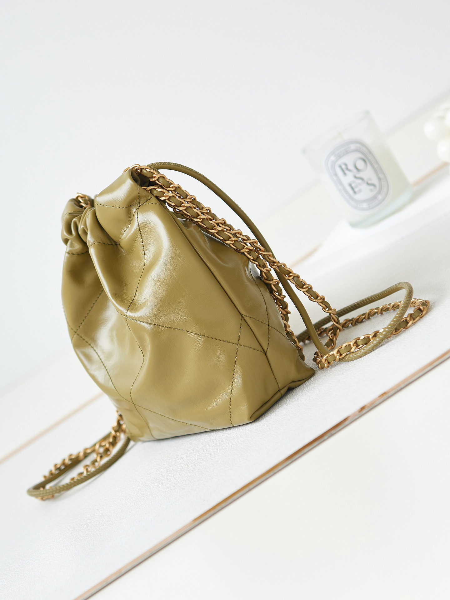 Ch*el 22 mini handbag shiny calfskin green 7.8 × 7.4 × 2.3 in
