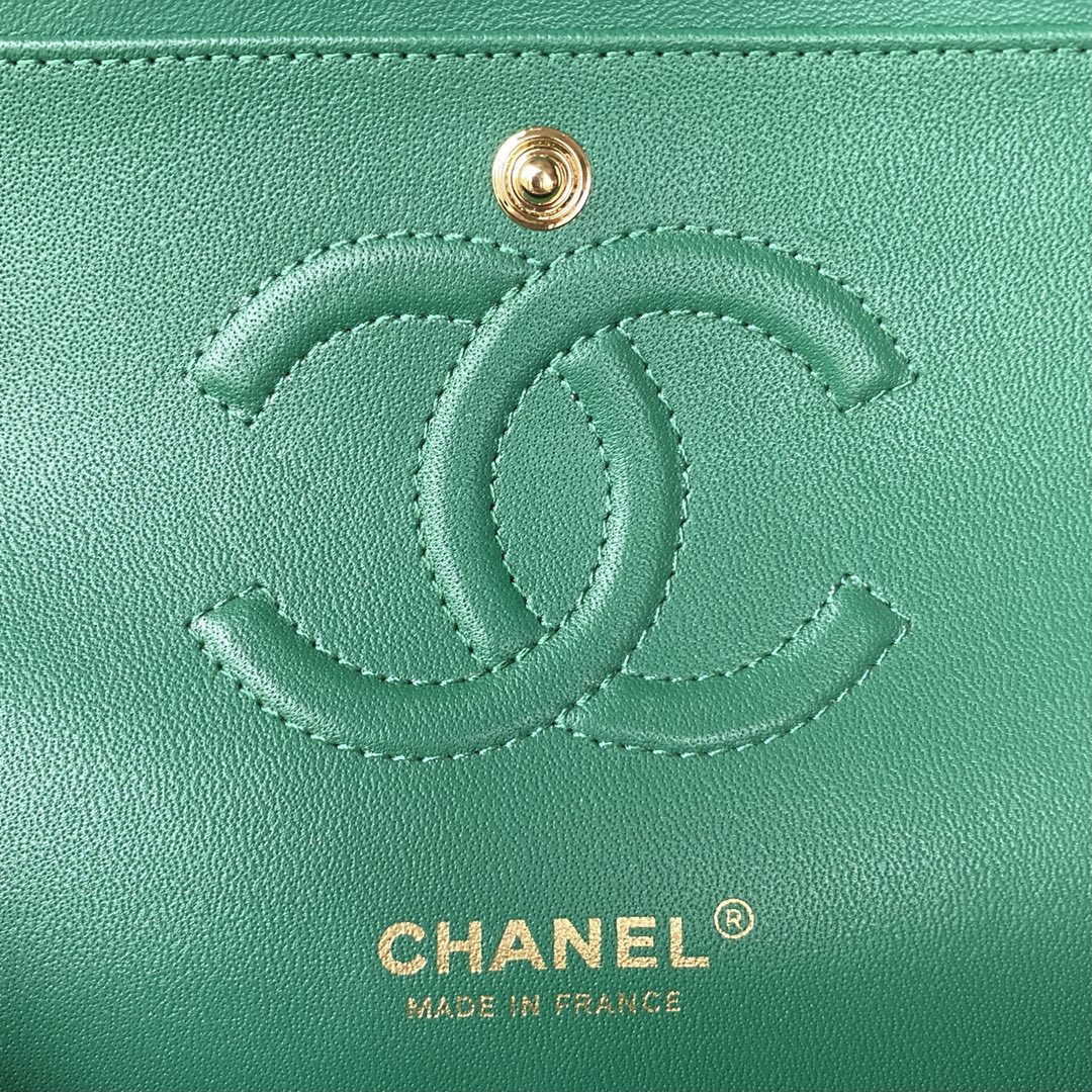 Ch*el classic handbag grained shiny calfskin & gold-tone metal green 6 × 9.9 × 2.5 in