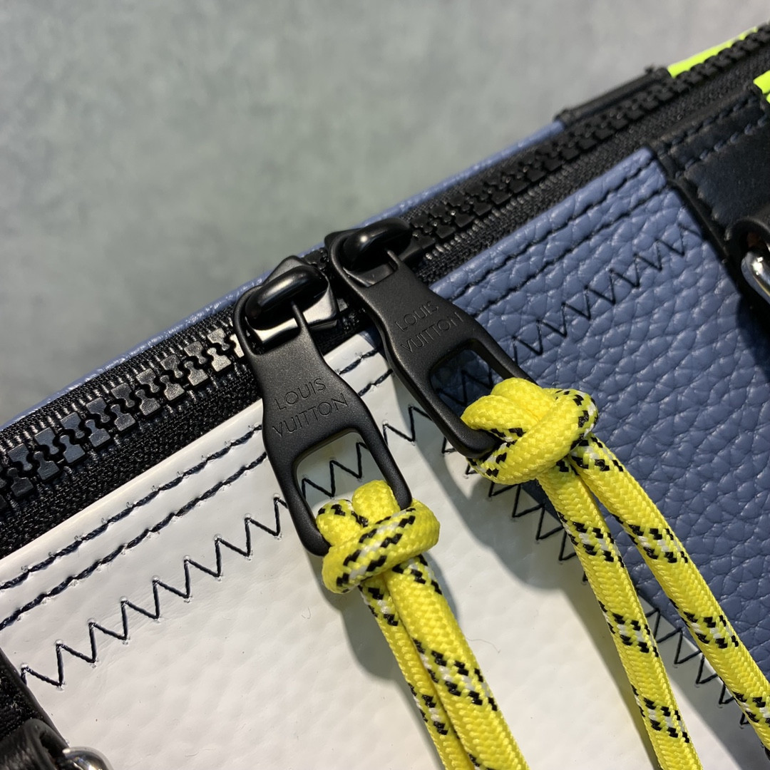 l0*is V*t0n keepall bandoulière 50 m59922