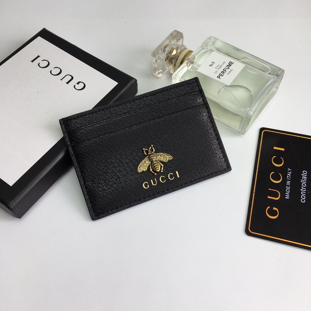G*u*i gg  card case wallet
