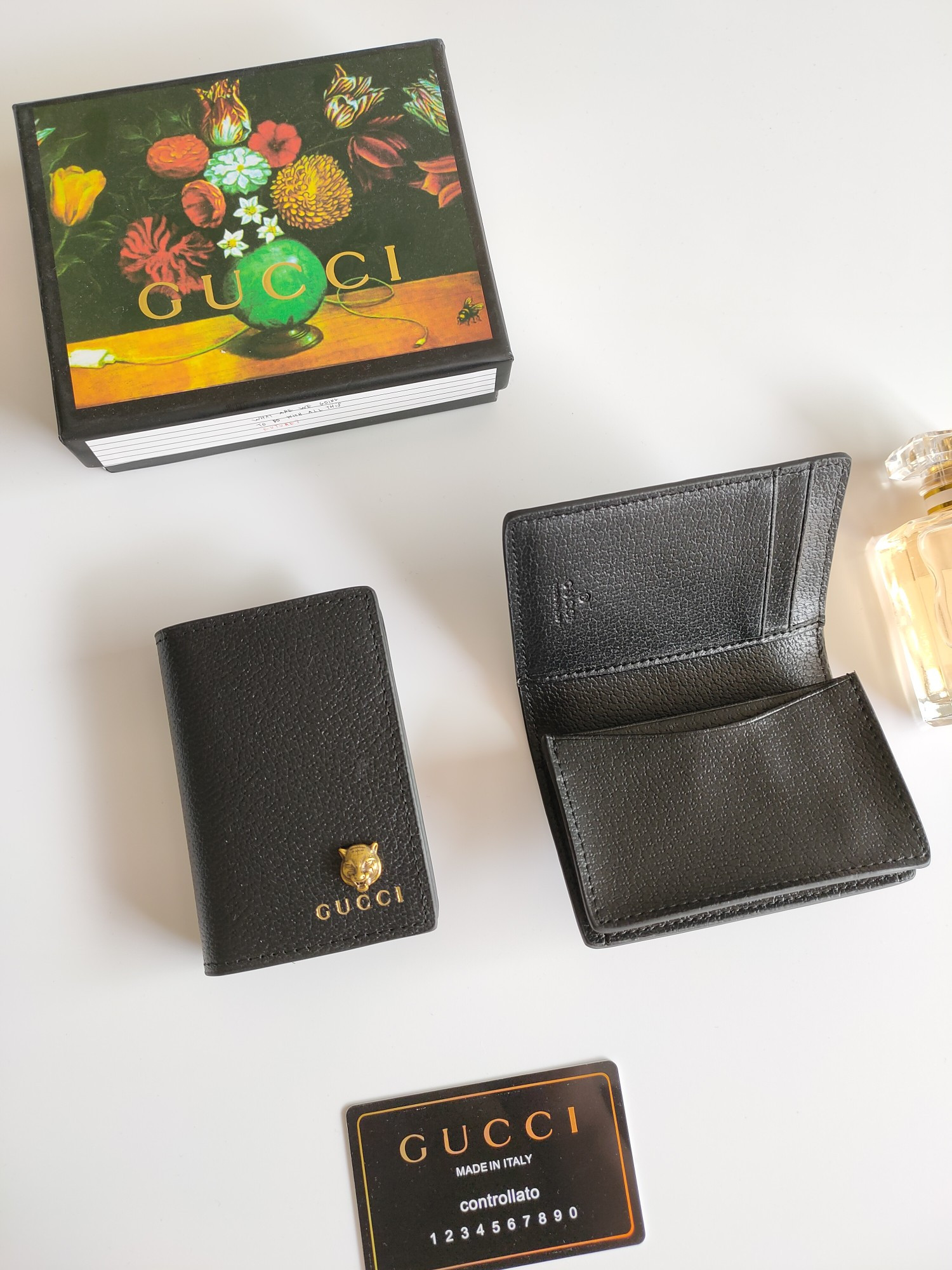 G*u*i gg  card case wallet