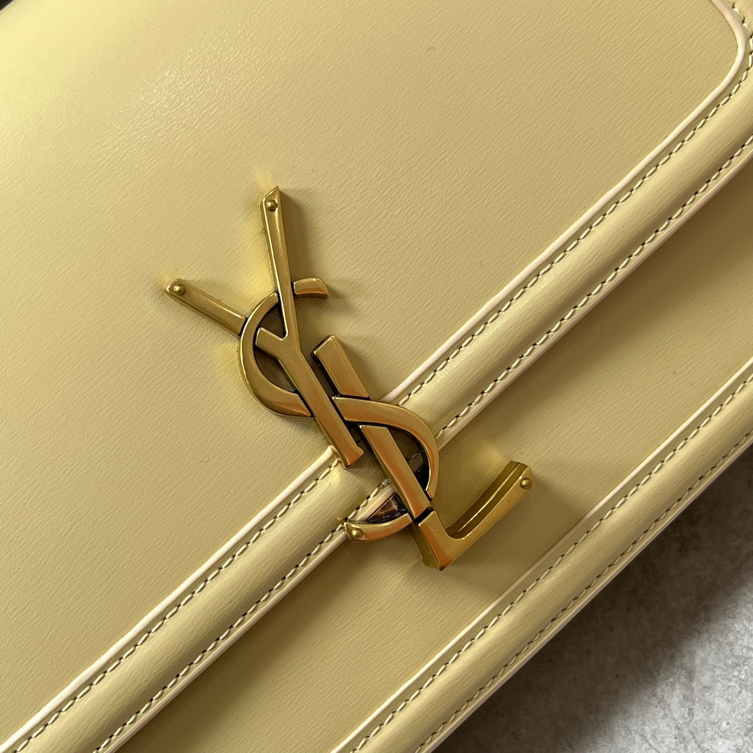 y*l solferino medium satchel in box Sa**t Lau*nt yellow 9.1 x 6.3 x 2.4 inches