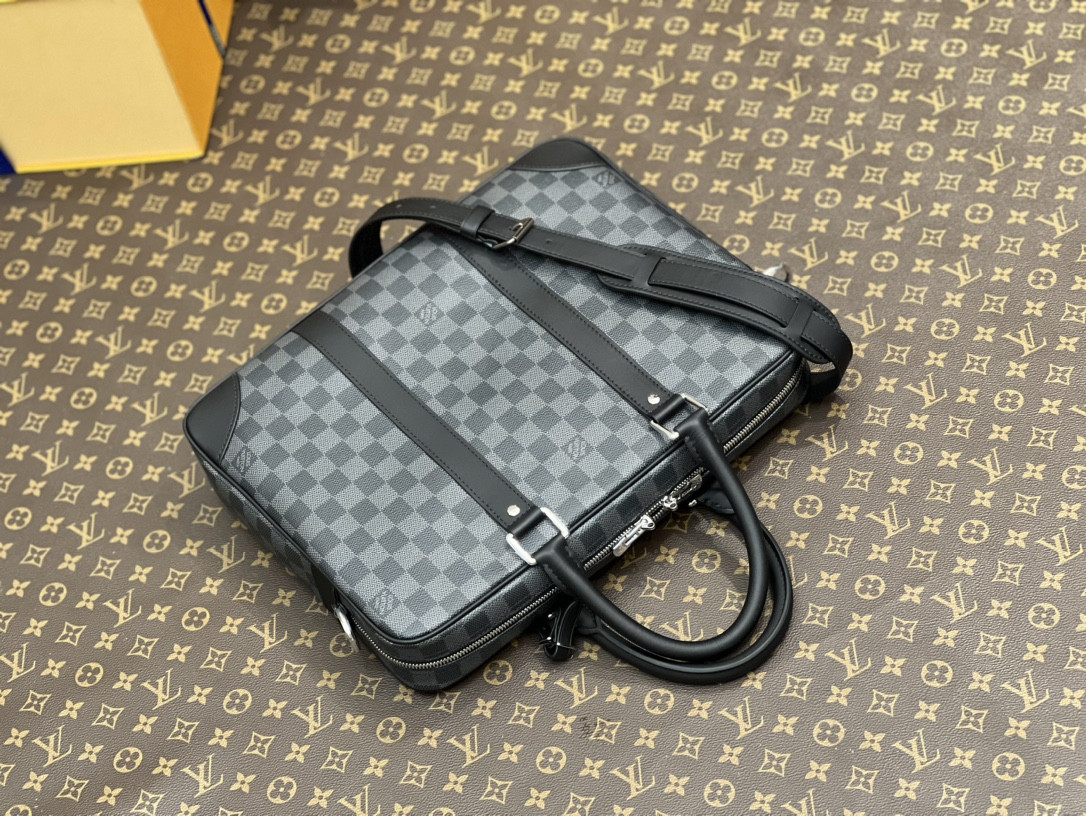 LV M40445 Porte-Documents Voyage PM 36.5 x 27.5 x 6 cm