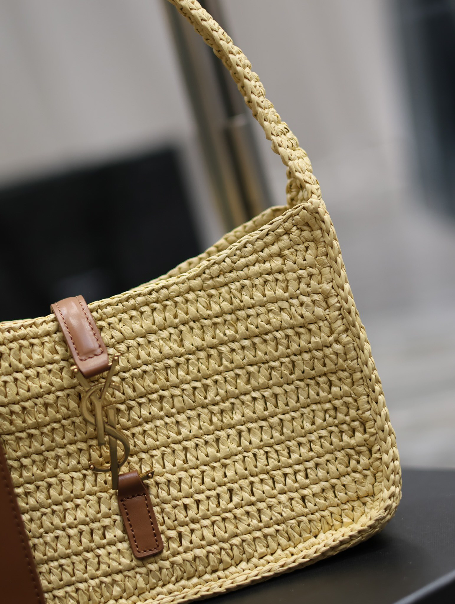 Y*L le 5 À 7 mini in raffia color natural 9.06x6.30x2.56 inches