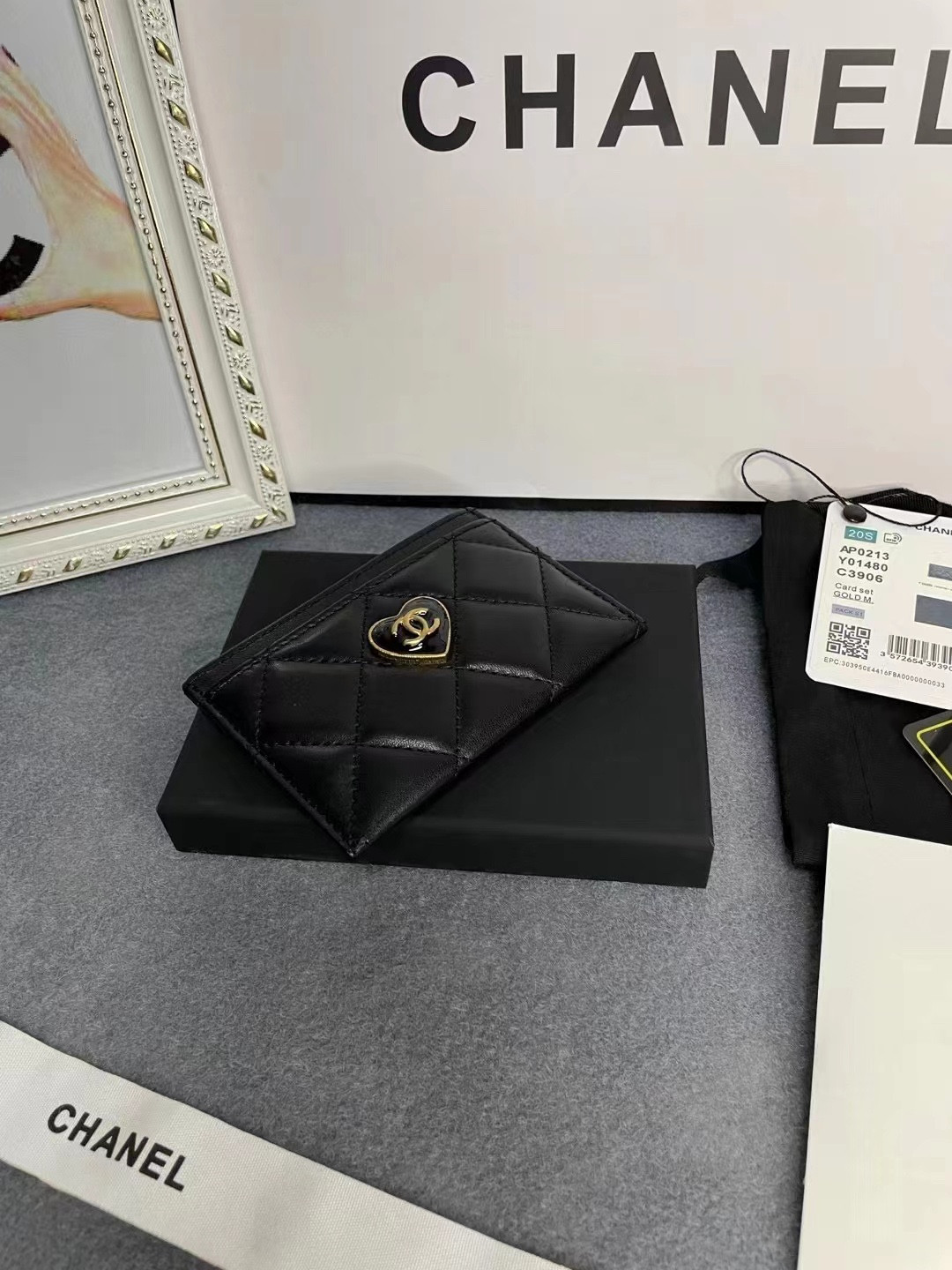 Ch*el card holder 11.2×7.5×0.5cm