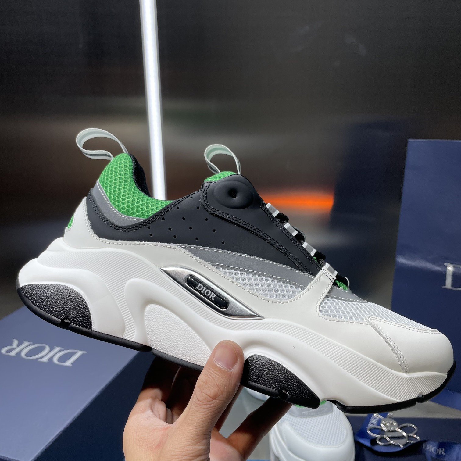 ua D*or b22 sneaker