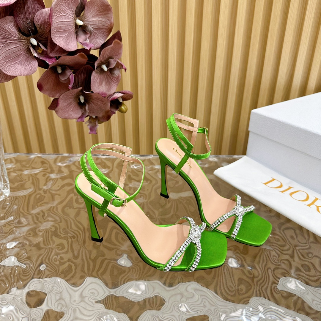 ua D*or slingback pump