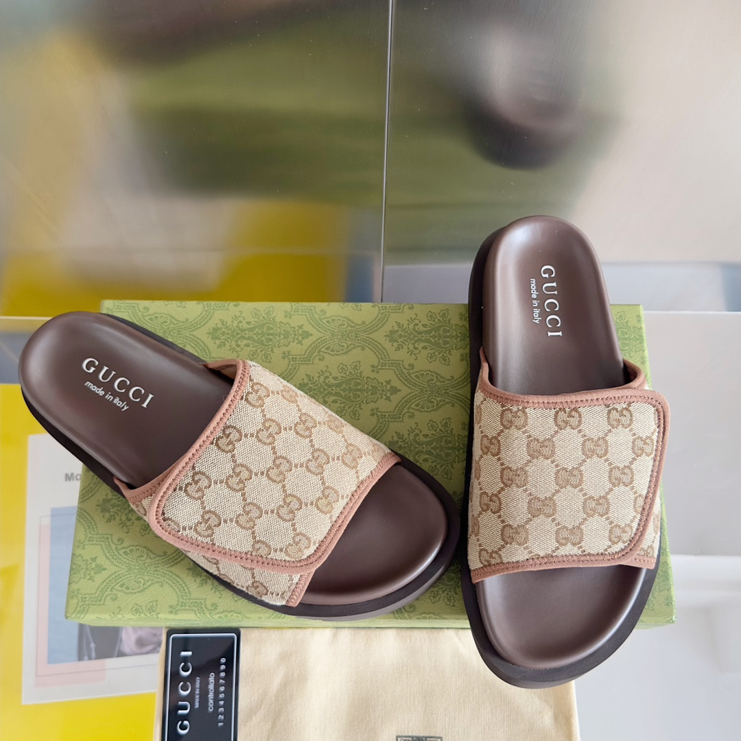 ua G*u*i gg slide sandal