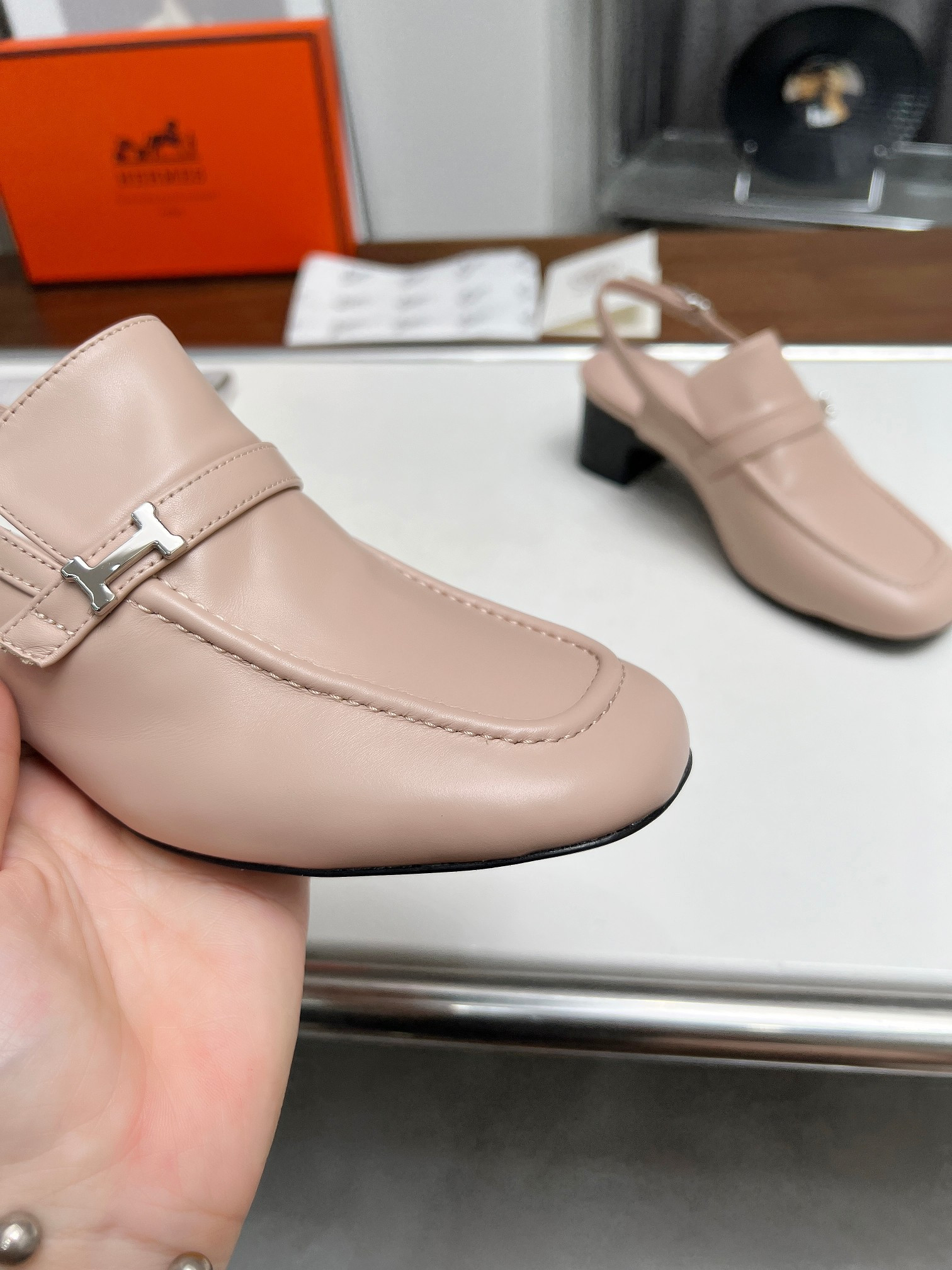 ua H**me5 infinie 50 pump