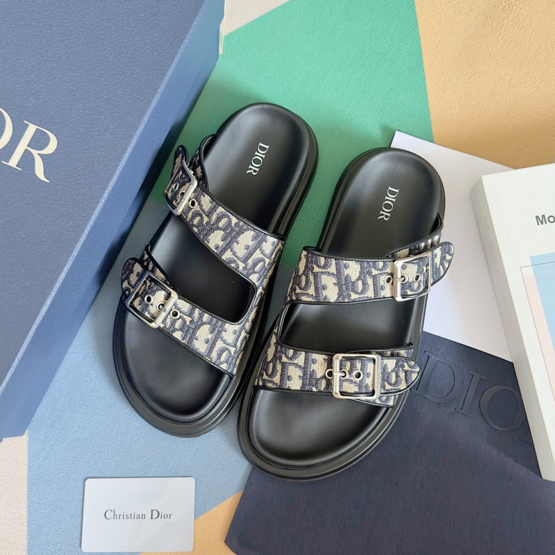 ua D*or aqua sandal