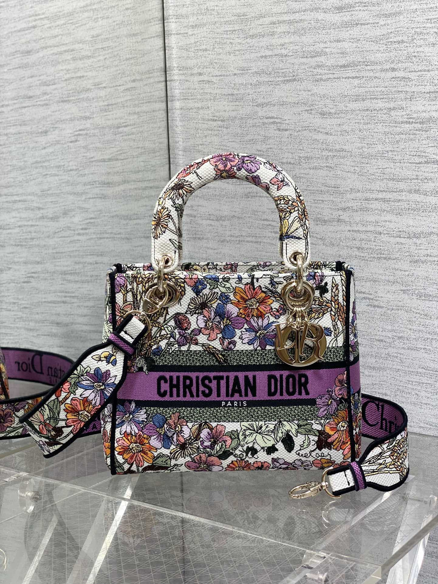 medium lady D*or bag white multicolor D*or 4 saisons Été embroidery 24 x 20 x 12 cm