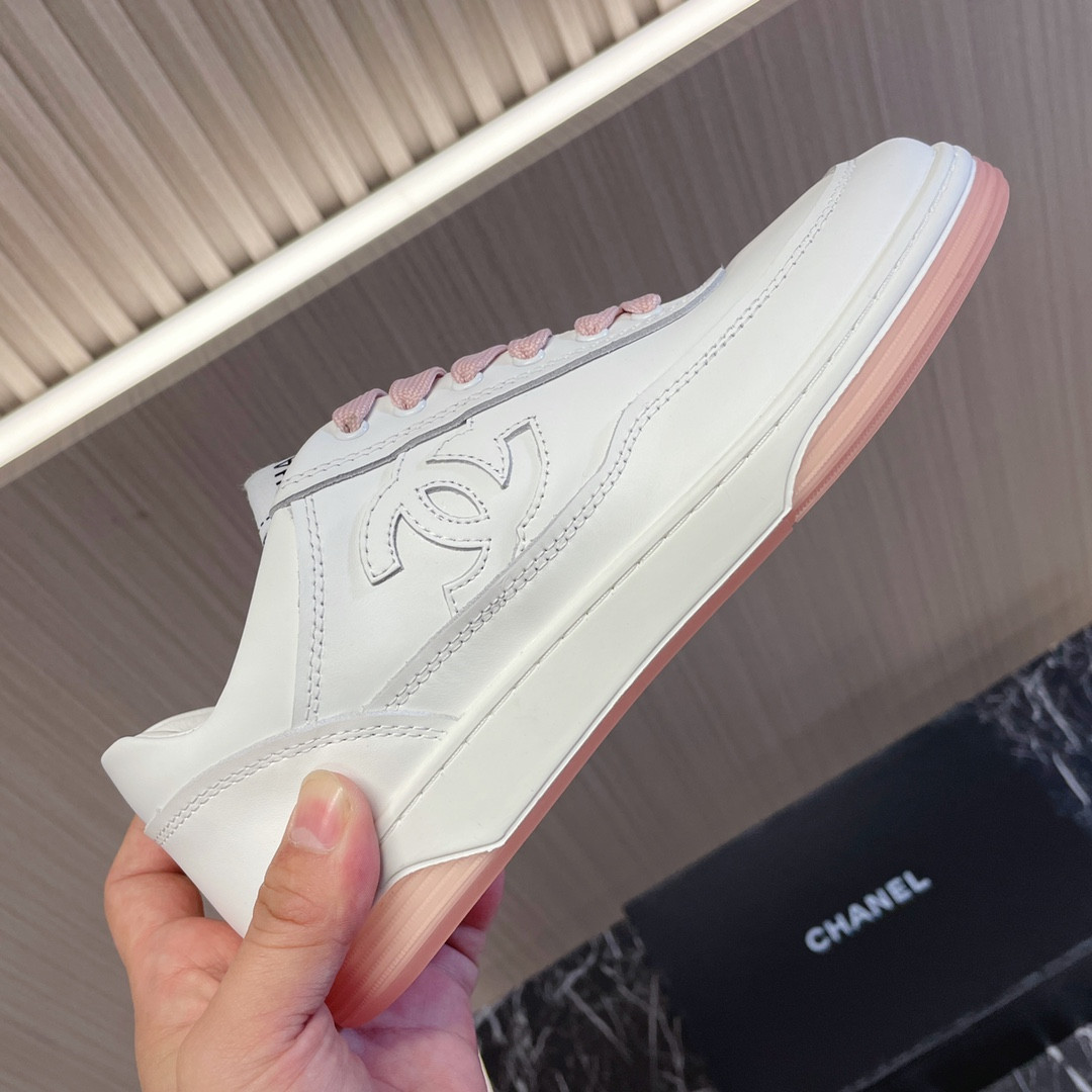 ua Ch*el sneakers calfskin