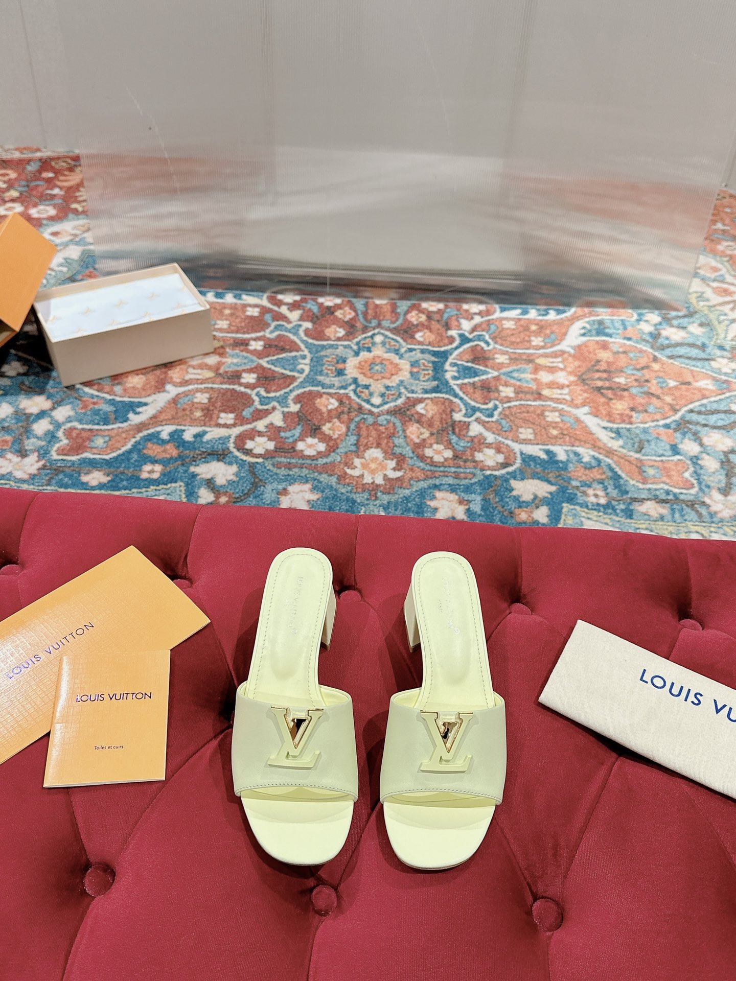 UA LV Capri Mule