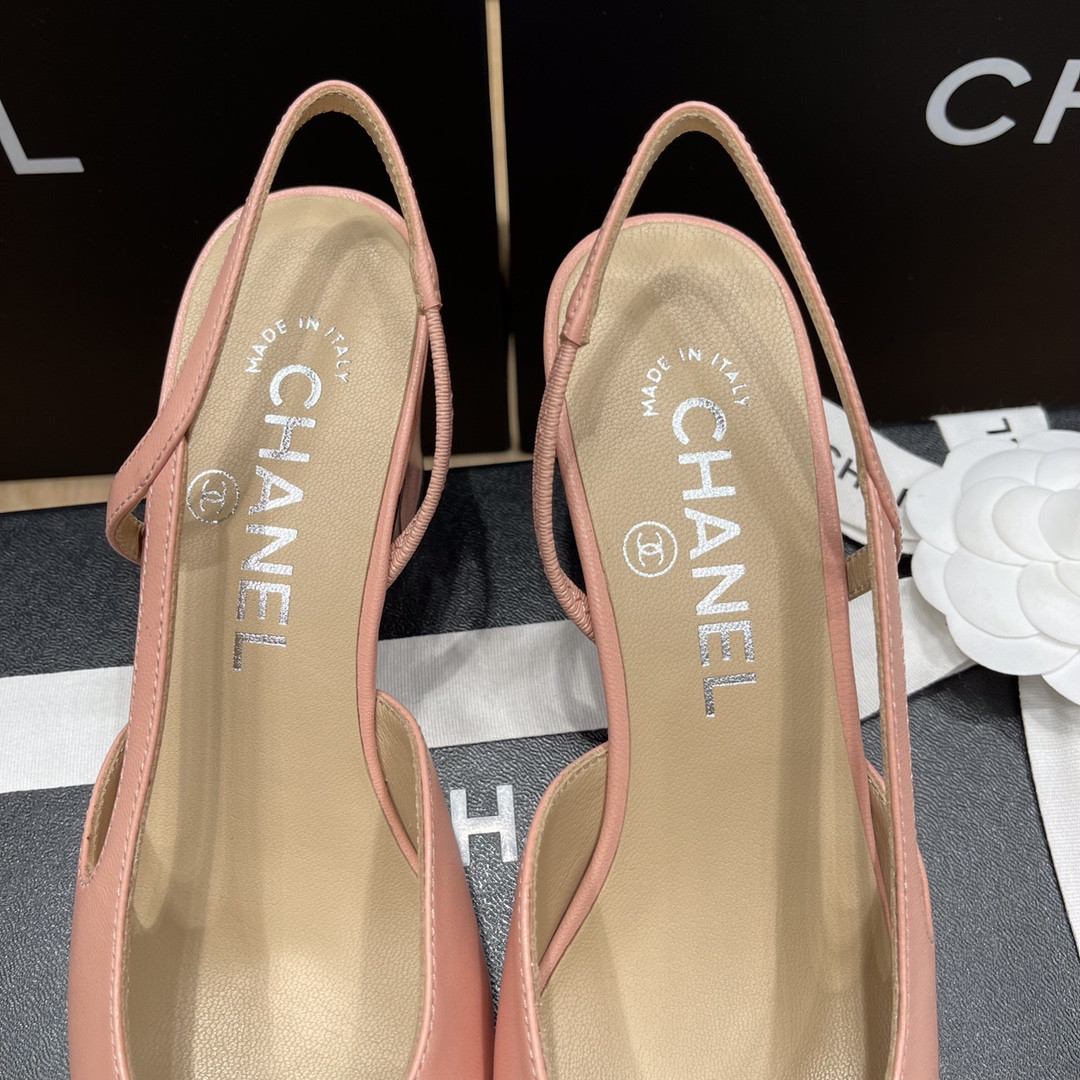 ua Ch*el slingbacks