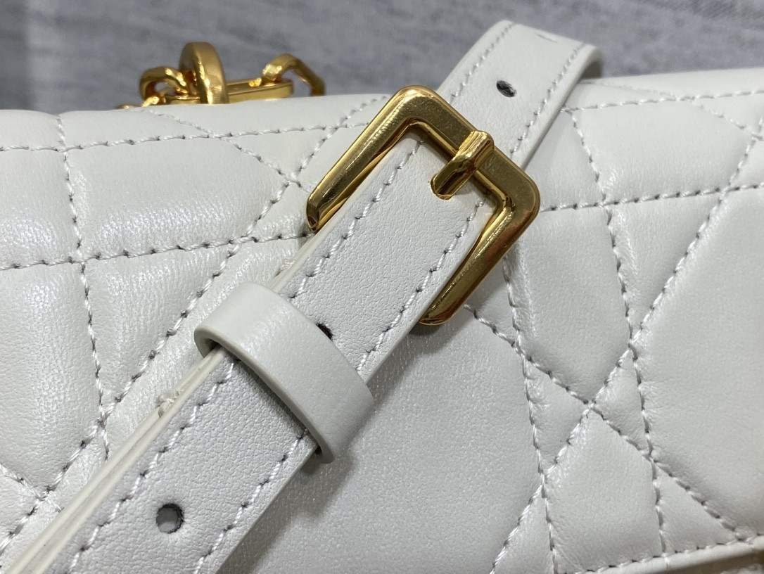 D*or mini D*or ange bag latte macrocannage calfskin 20 x 12 x 5 cm