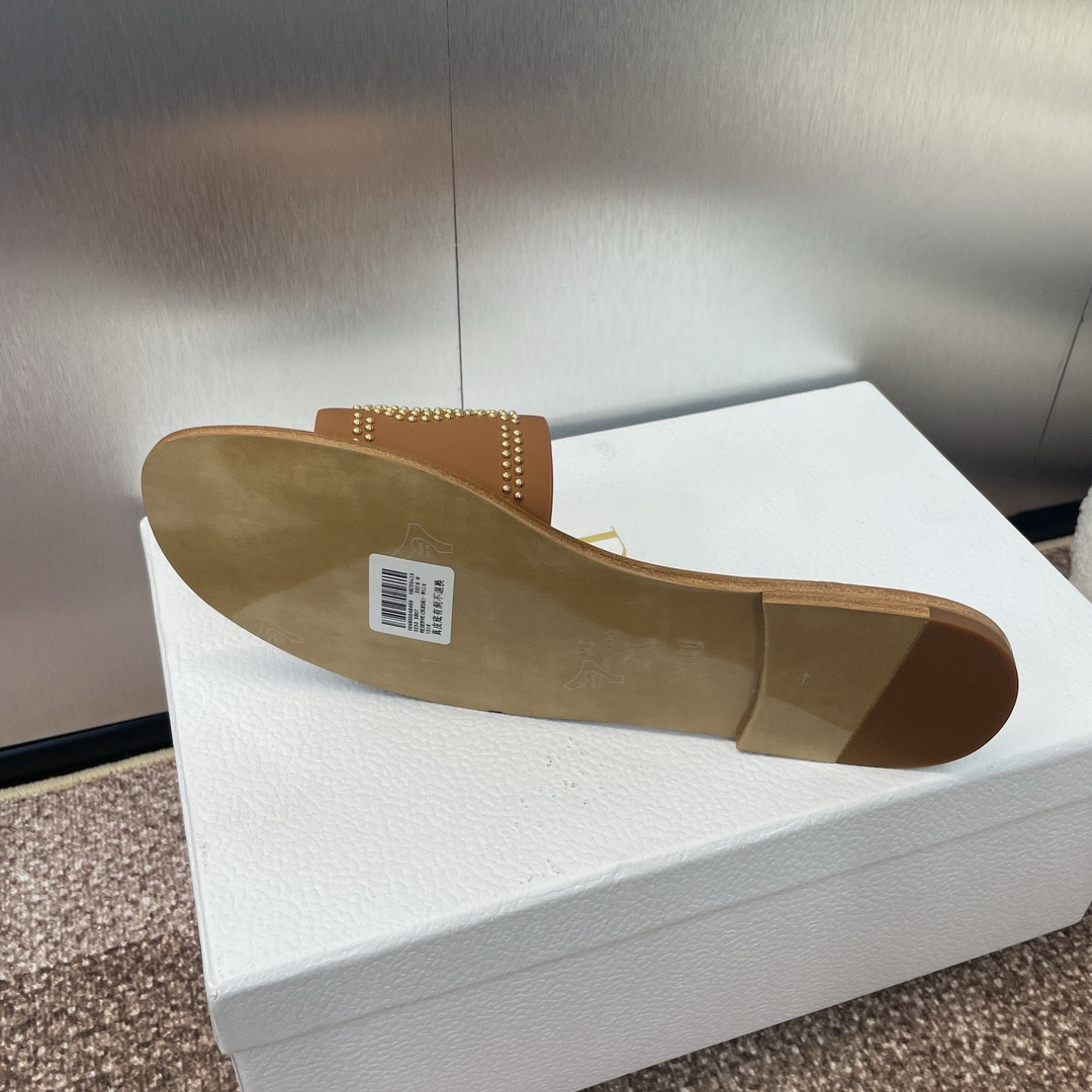 ua D*or dway slide