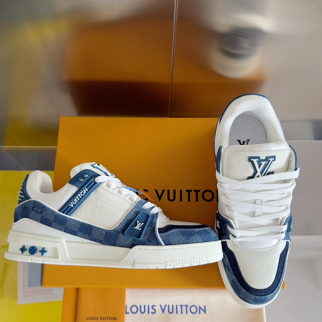 UA LV Trainer Sneaker