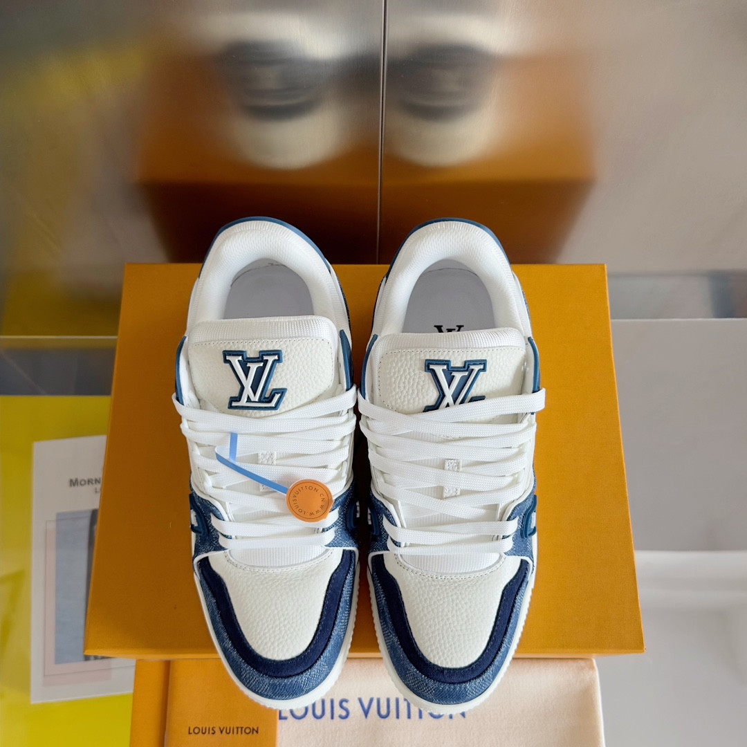 UA LV Trainer Sneaker