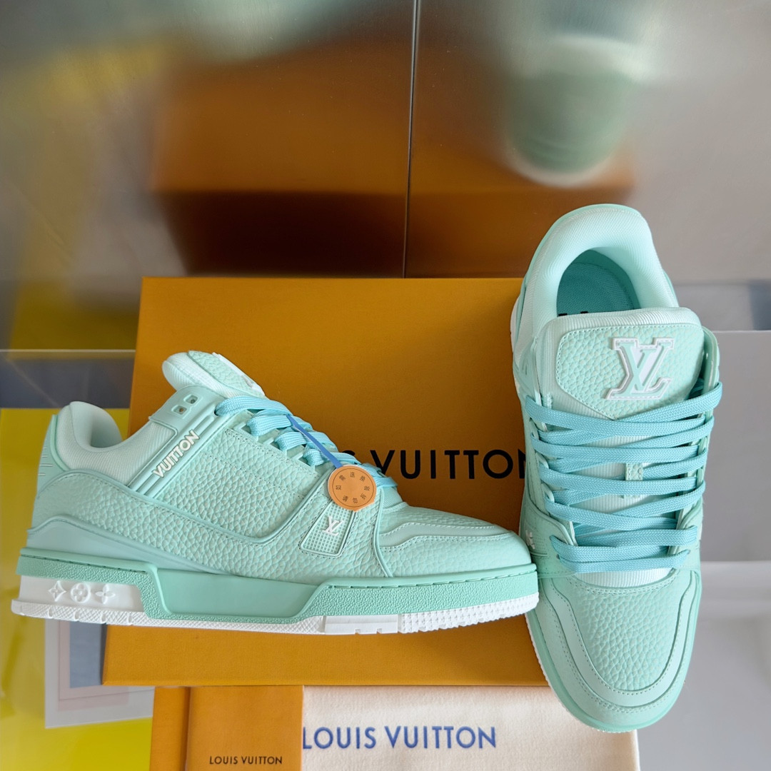 UA LV Trainer Sneaker