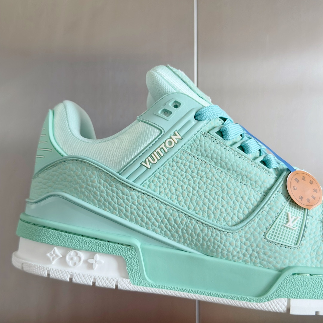 UA LV Trainer Sneaker