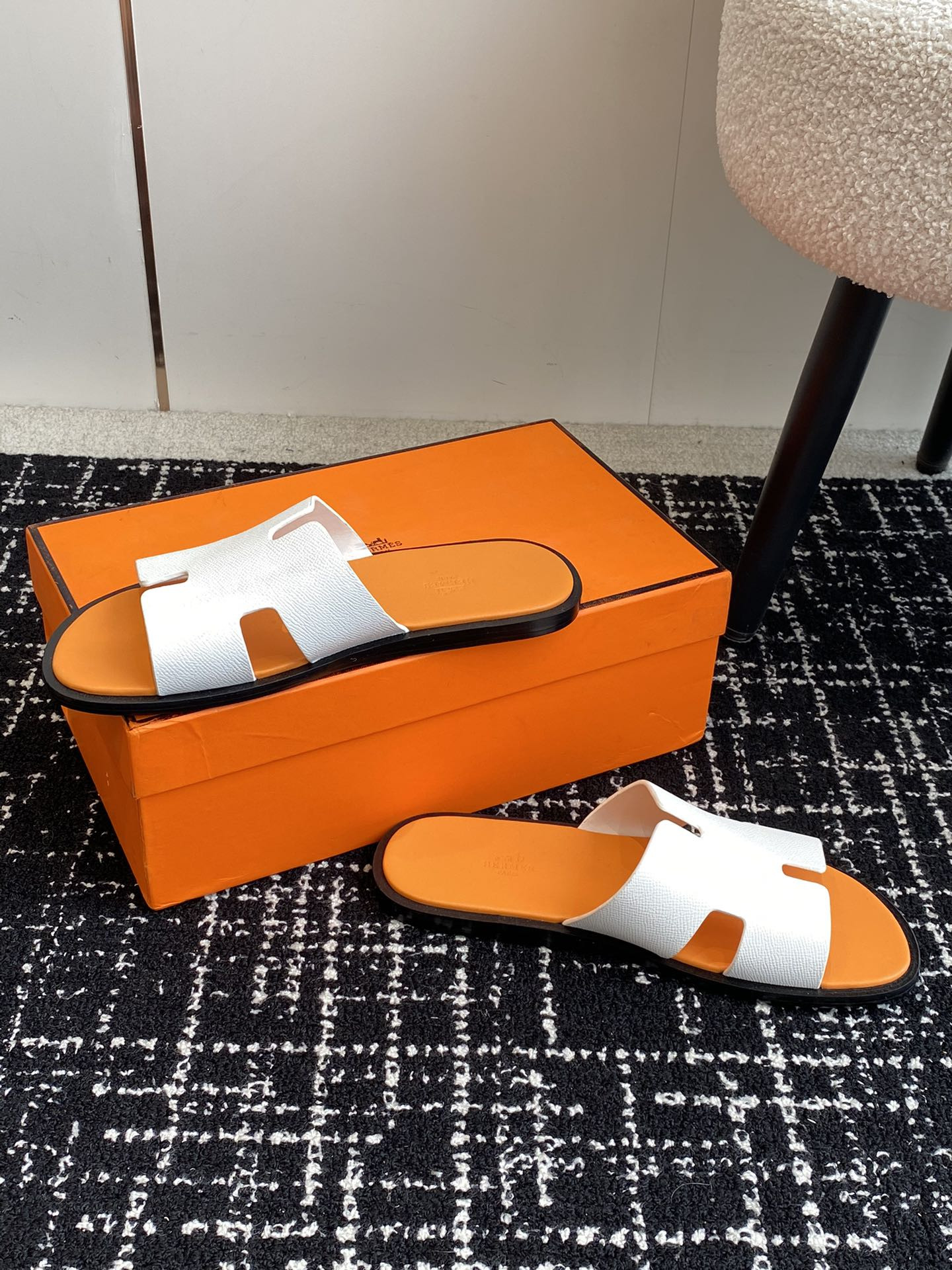 ua H**me5 izmir sandal