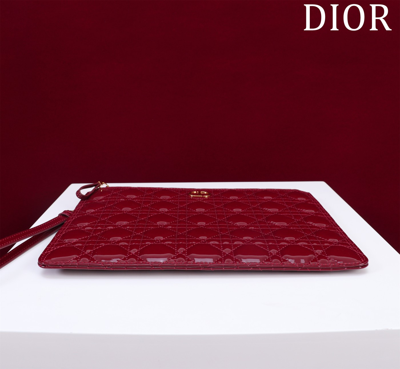 large D*or caro daily pouch 30 x 21.5 cm