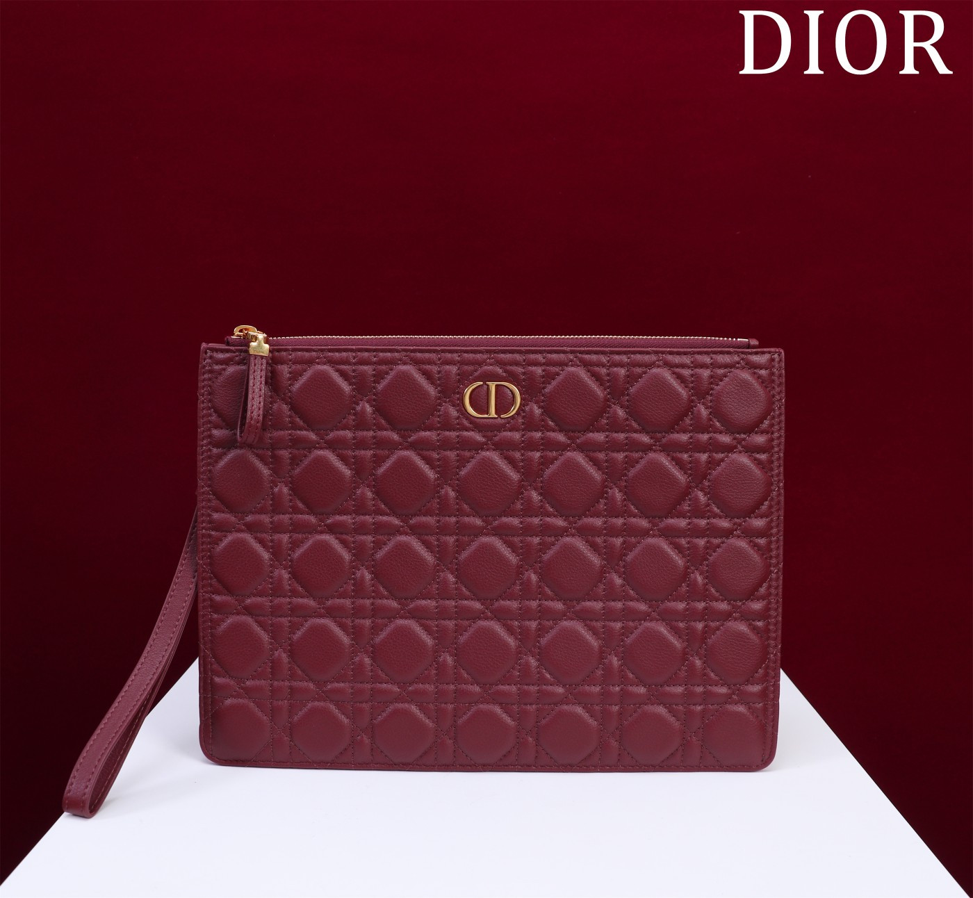 large D*or caro daily pouch 30 x 21.5 cm