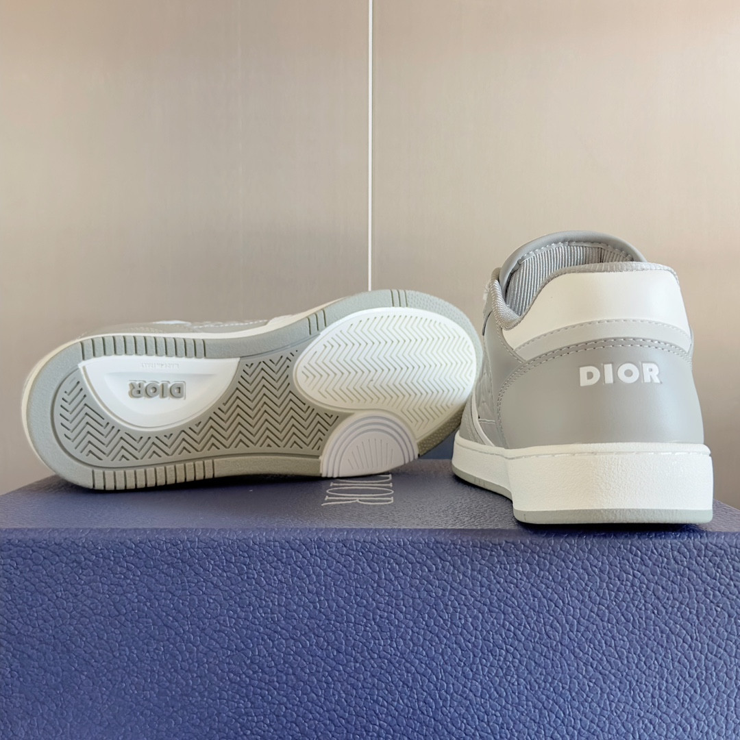 ua D*or b27 sneaker