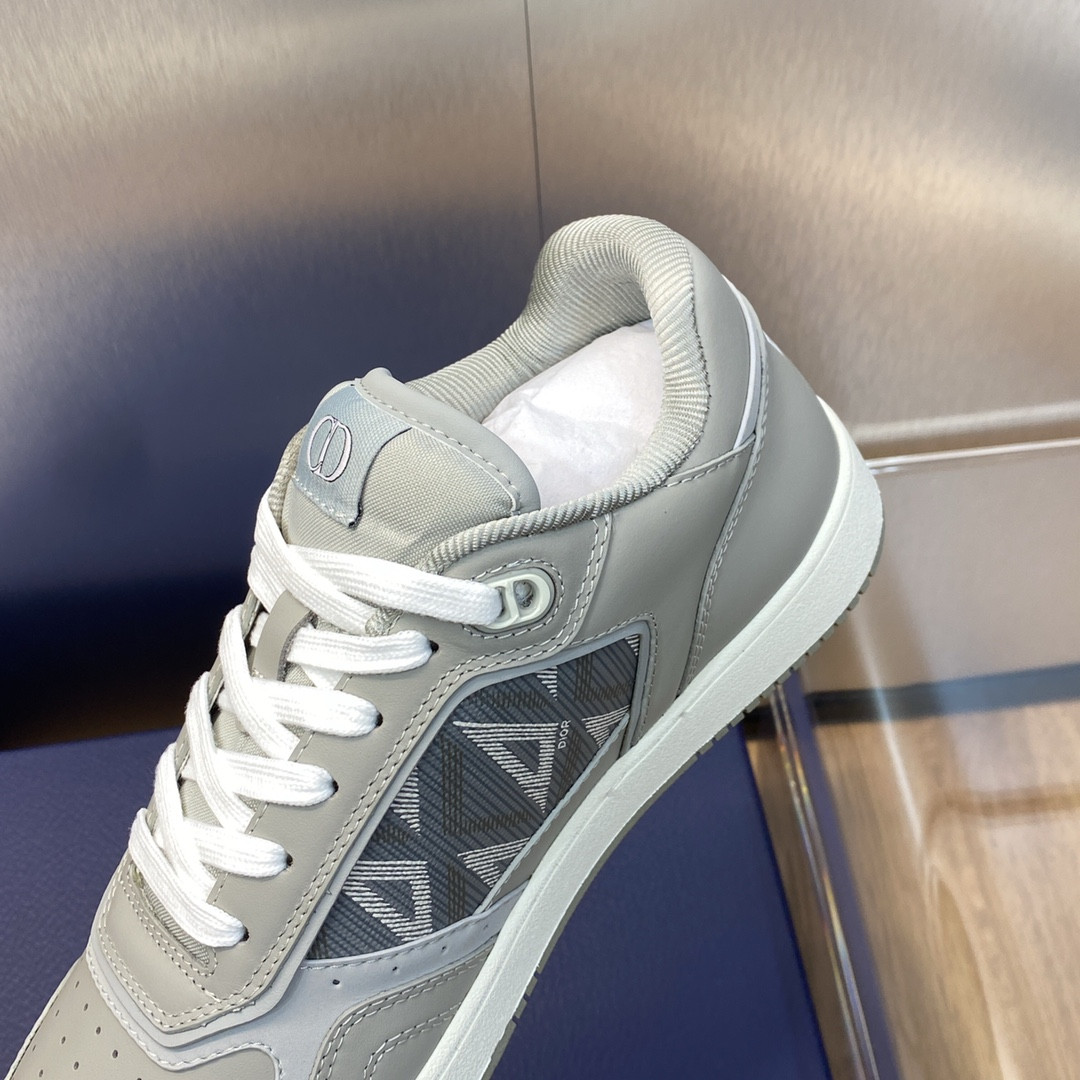 ua D*or b27 sneaker