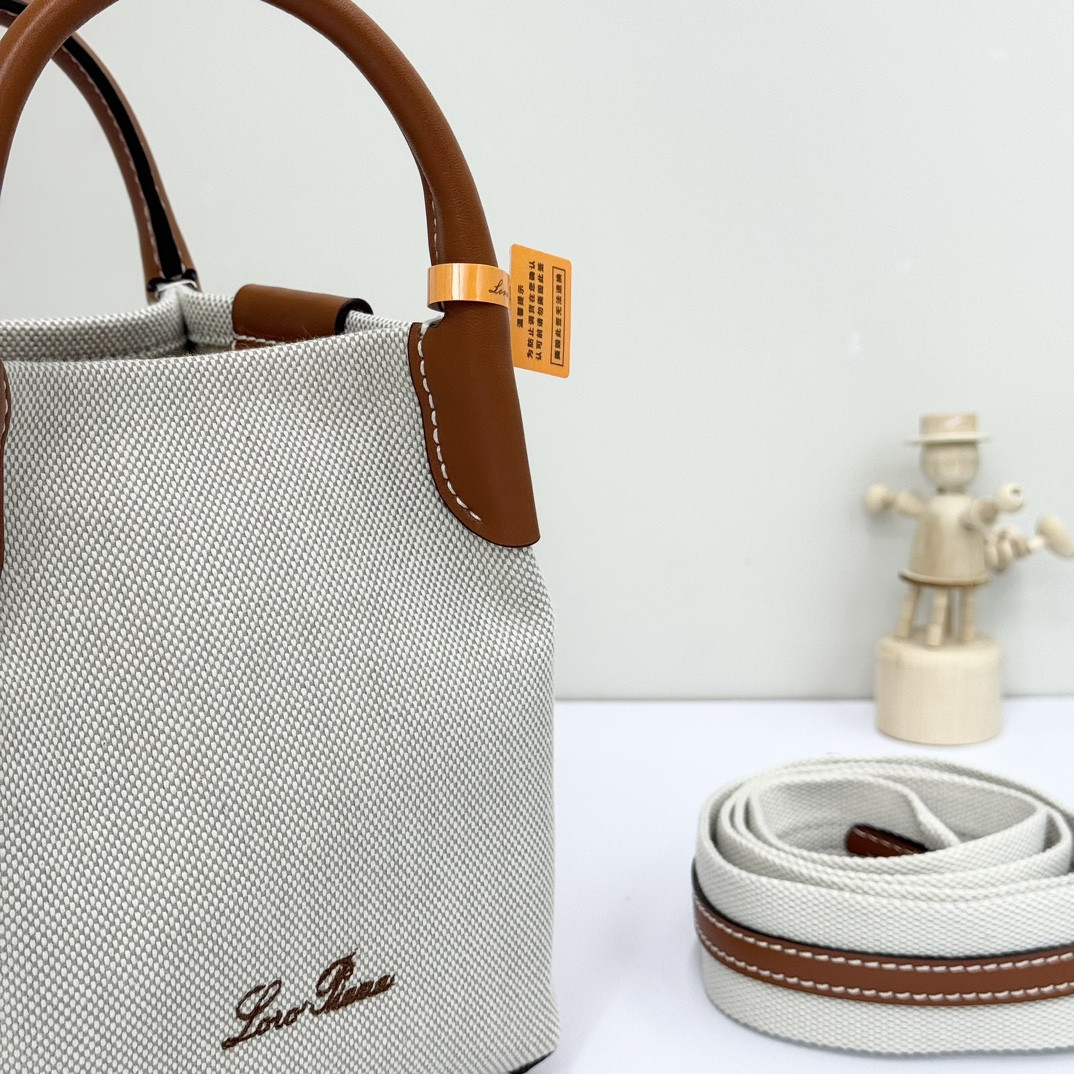 L**o p*ana micro bale bag  cotton, linen 23 x 16 x 14 cm