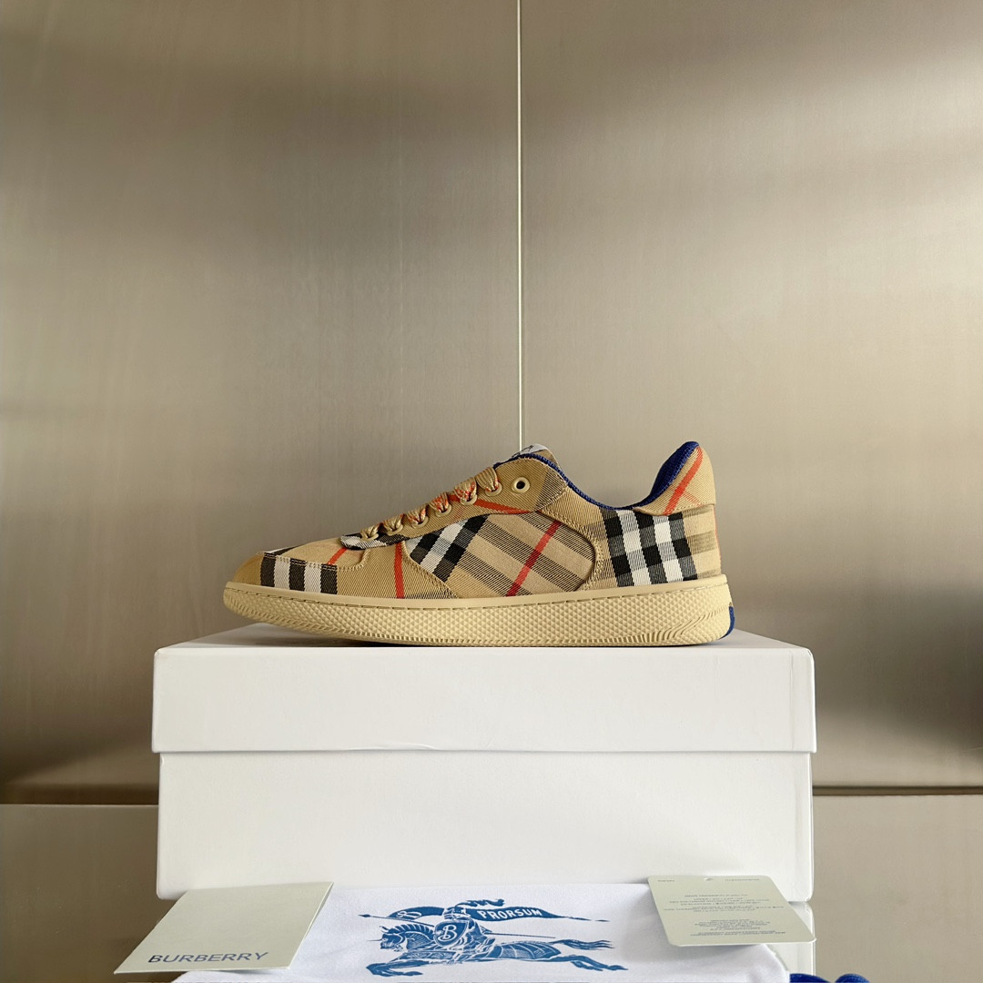 ua B**rry check terrace sneakers