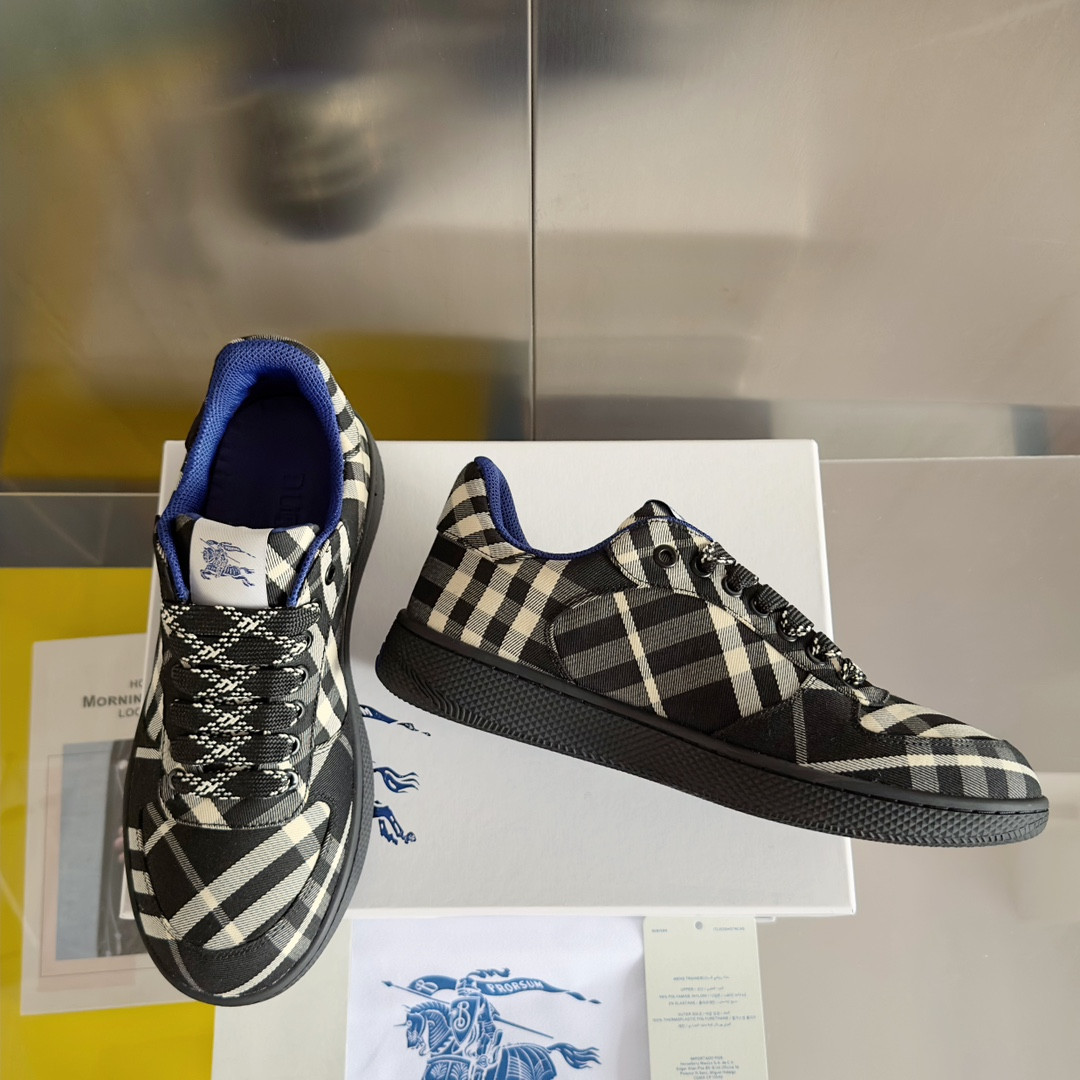 ua B**rry check terrace sneakers