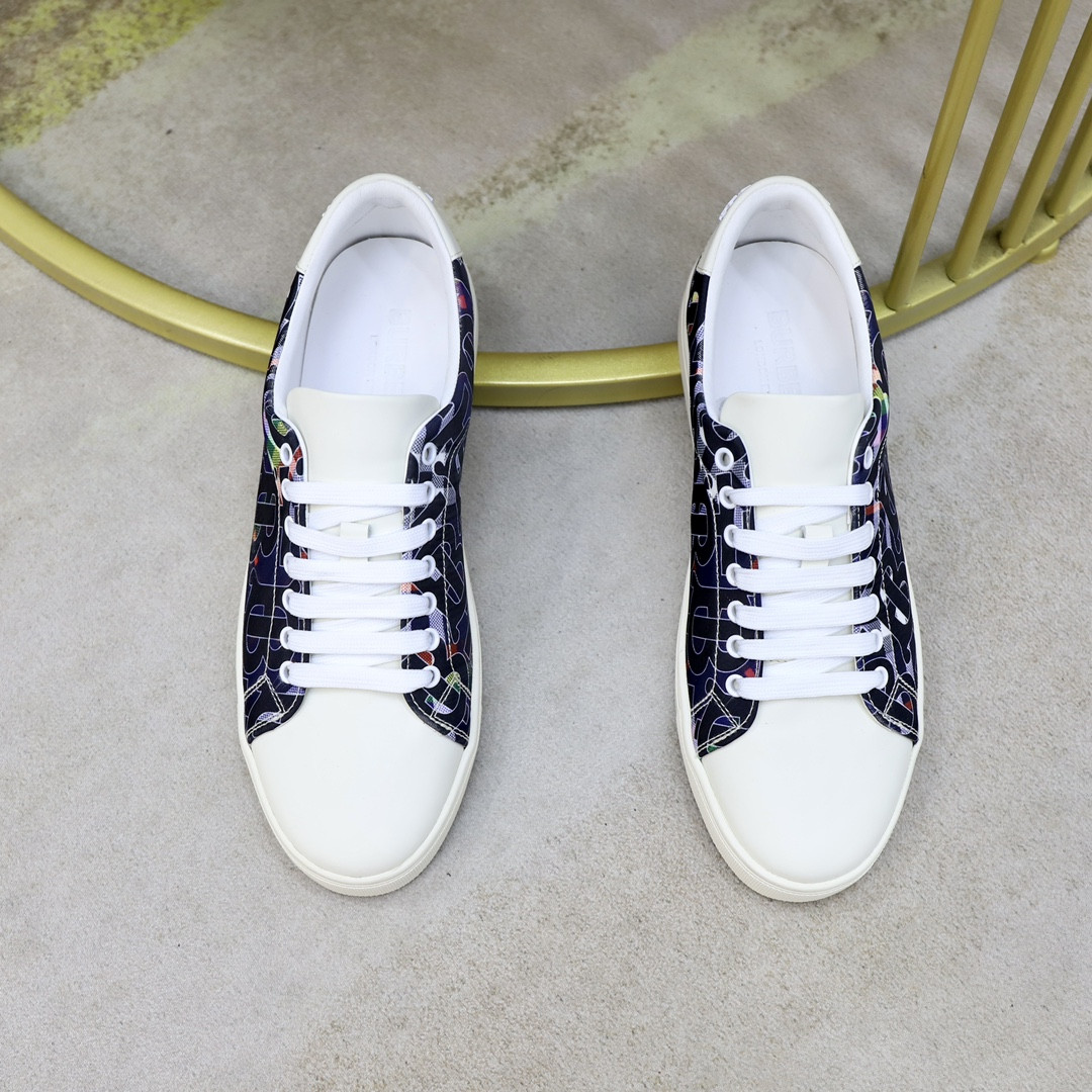 ua B**rry sneakers